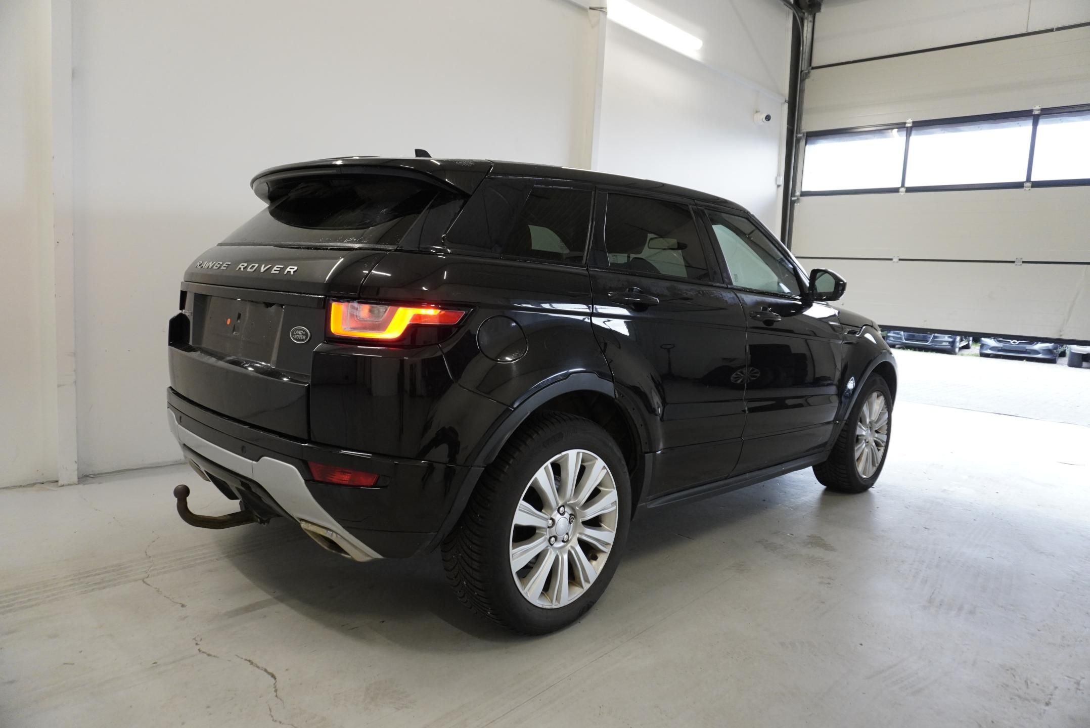 Land Rover Range Rover Evoque, 2.0SE DYNAMIC 4WD AUTOMAT - fotka 6