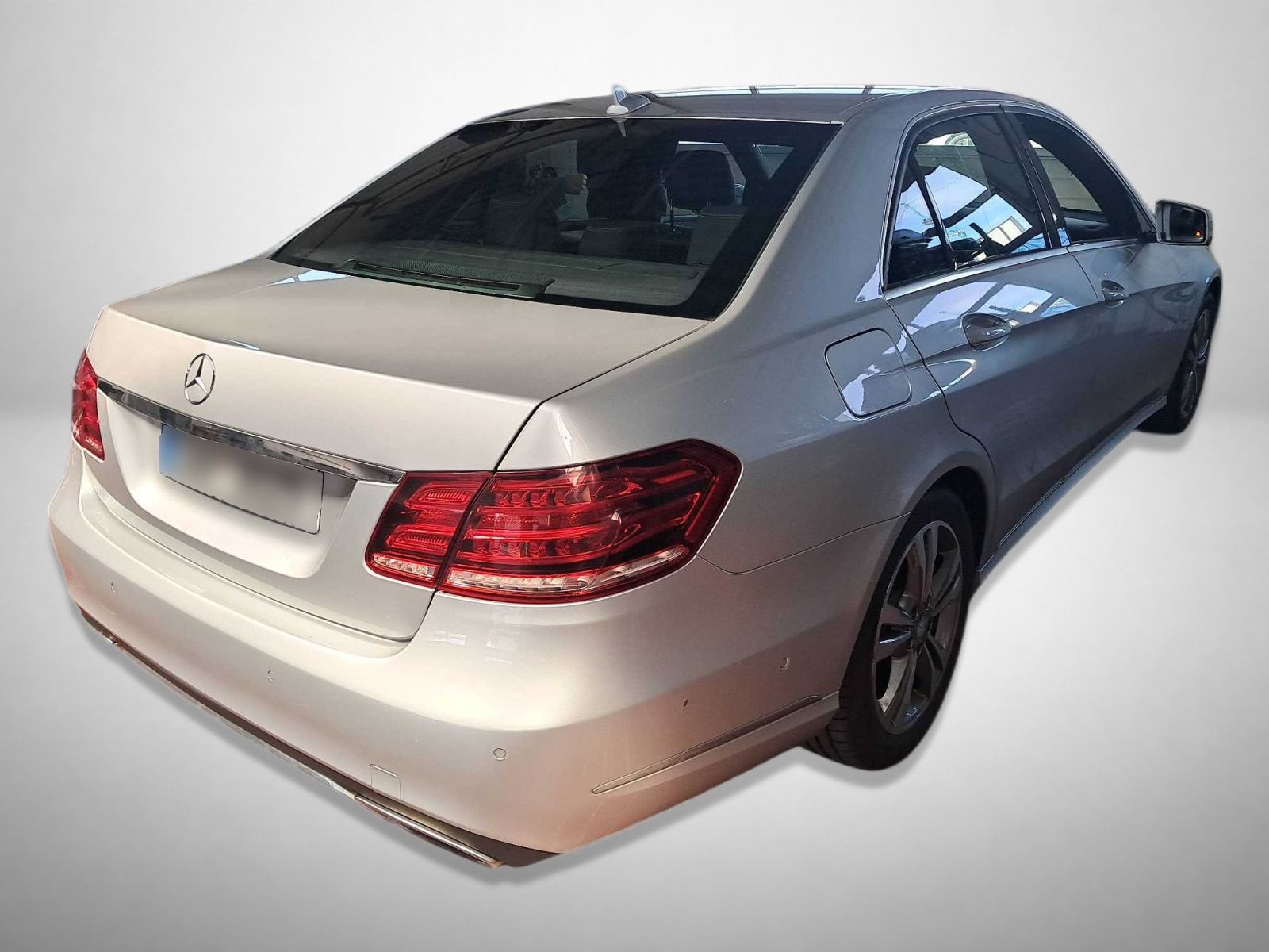 Mercedes-Benz Třídy E, 400 4MATIC, 4X4, Automat - fotka 2