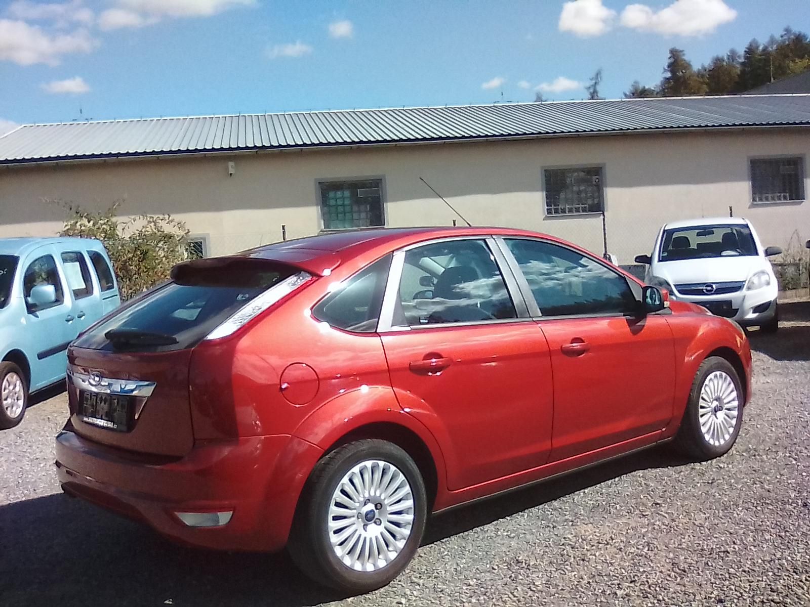Ford Focus, 1.8i 16V Titanium, 1.majitel - fotka 4