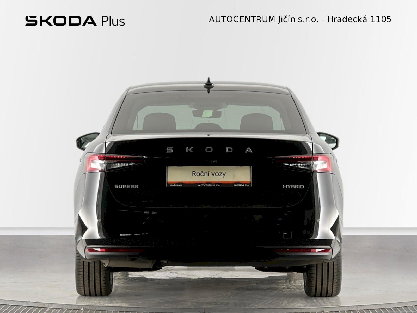 Škoda Superb, DSG 1.5TSI 110kW Selection - fotka 6