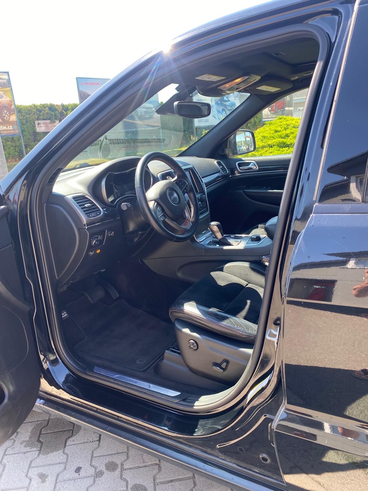 Jeep Grand Cherokee, 5.7 V8 HEMI Trailhawk - fotka 5