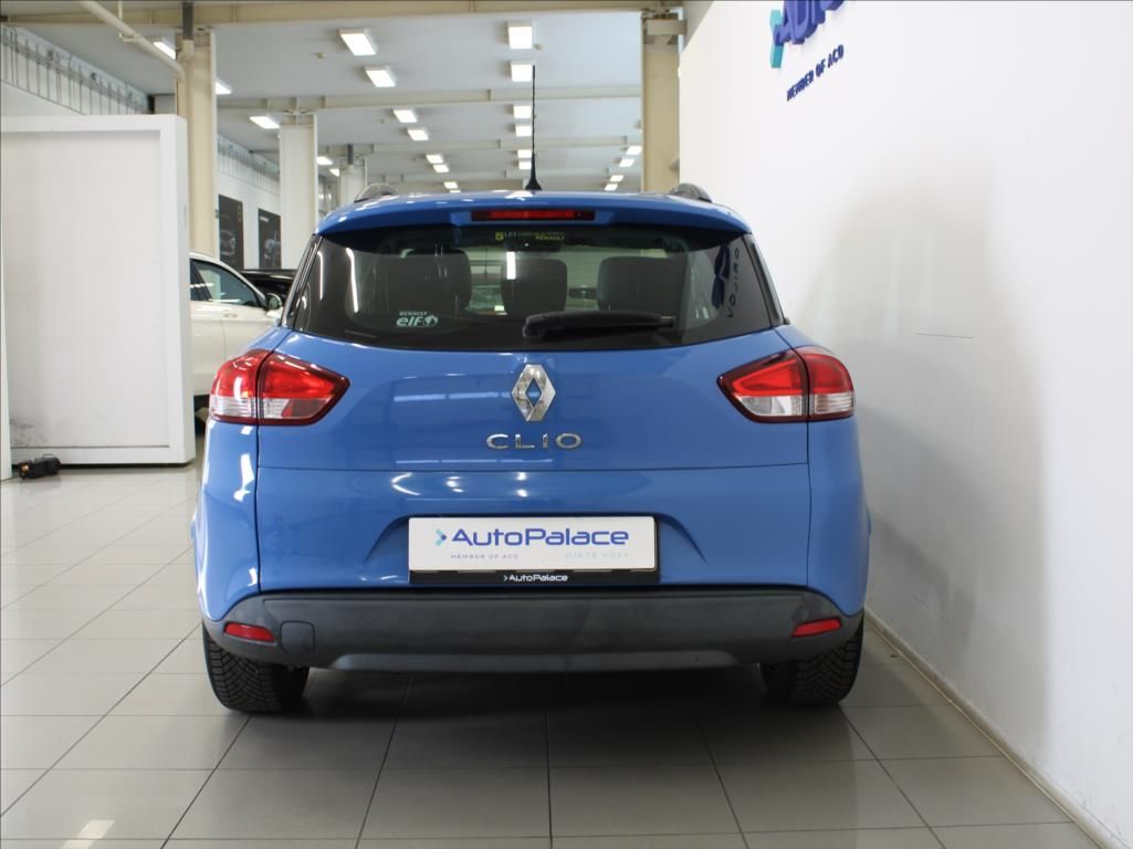 Renault Clio, 1,2 i 54kW Kombi 93tkm.2.maj.Č - fotka 4