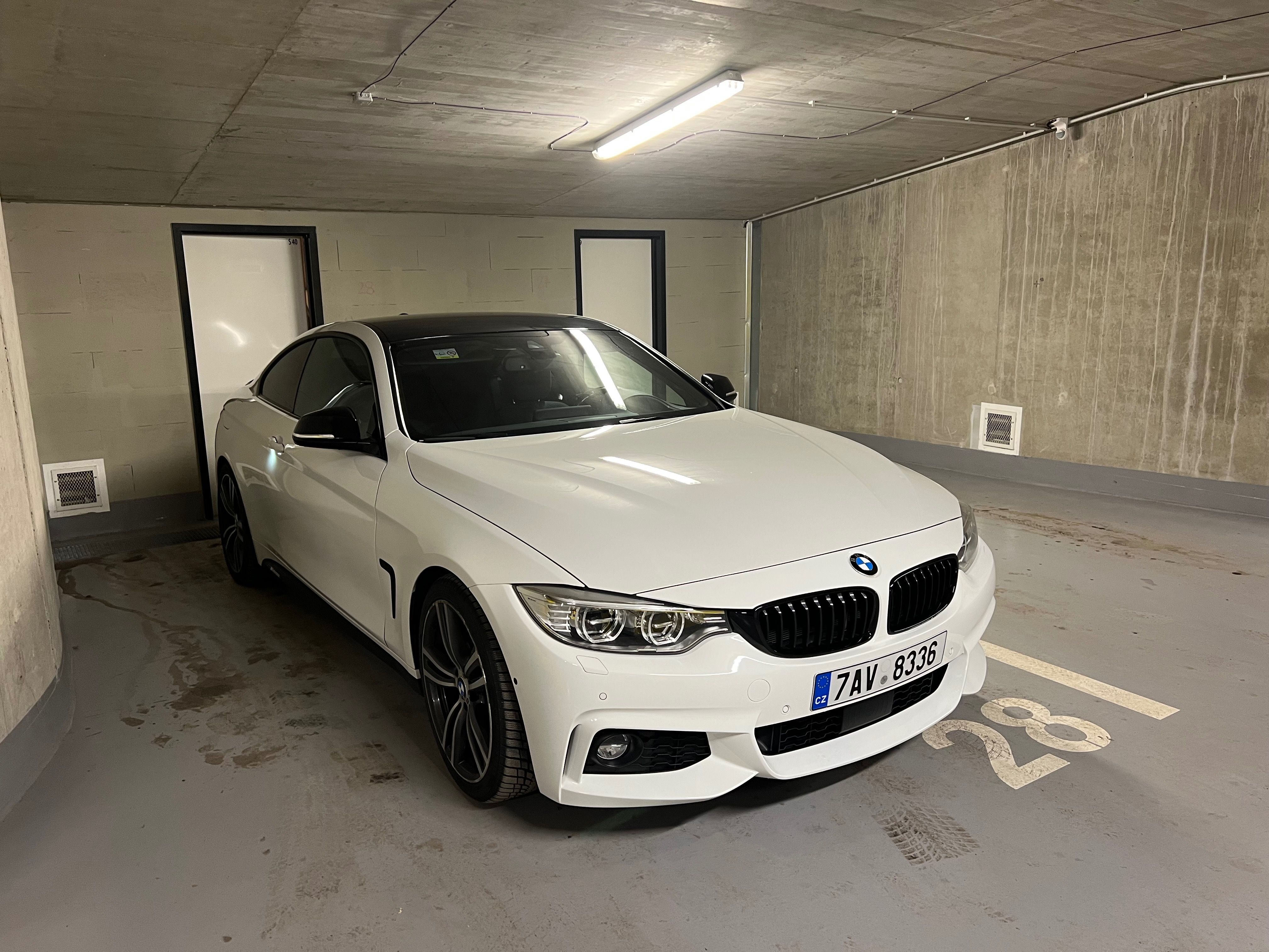 BMW Řada 4, Prodám 430i (Odpočtové) - fotka 5