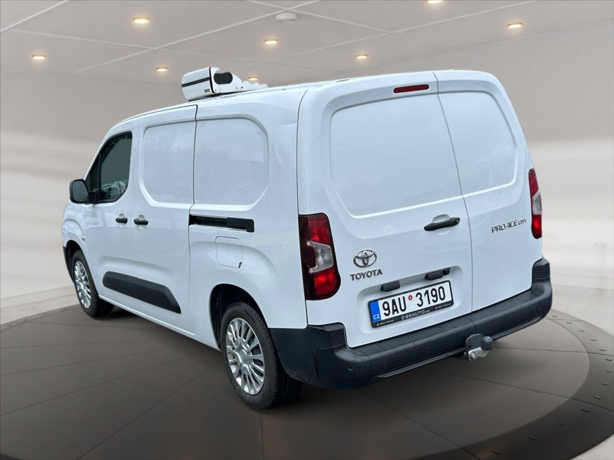 Toyota Proace City, 1,5 D4D 130 extraLComfort - fotka 4
