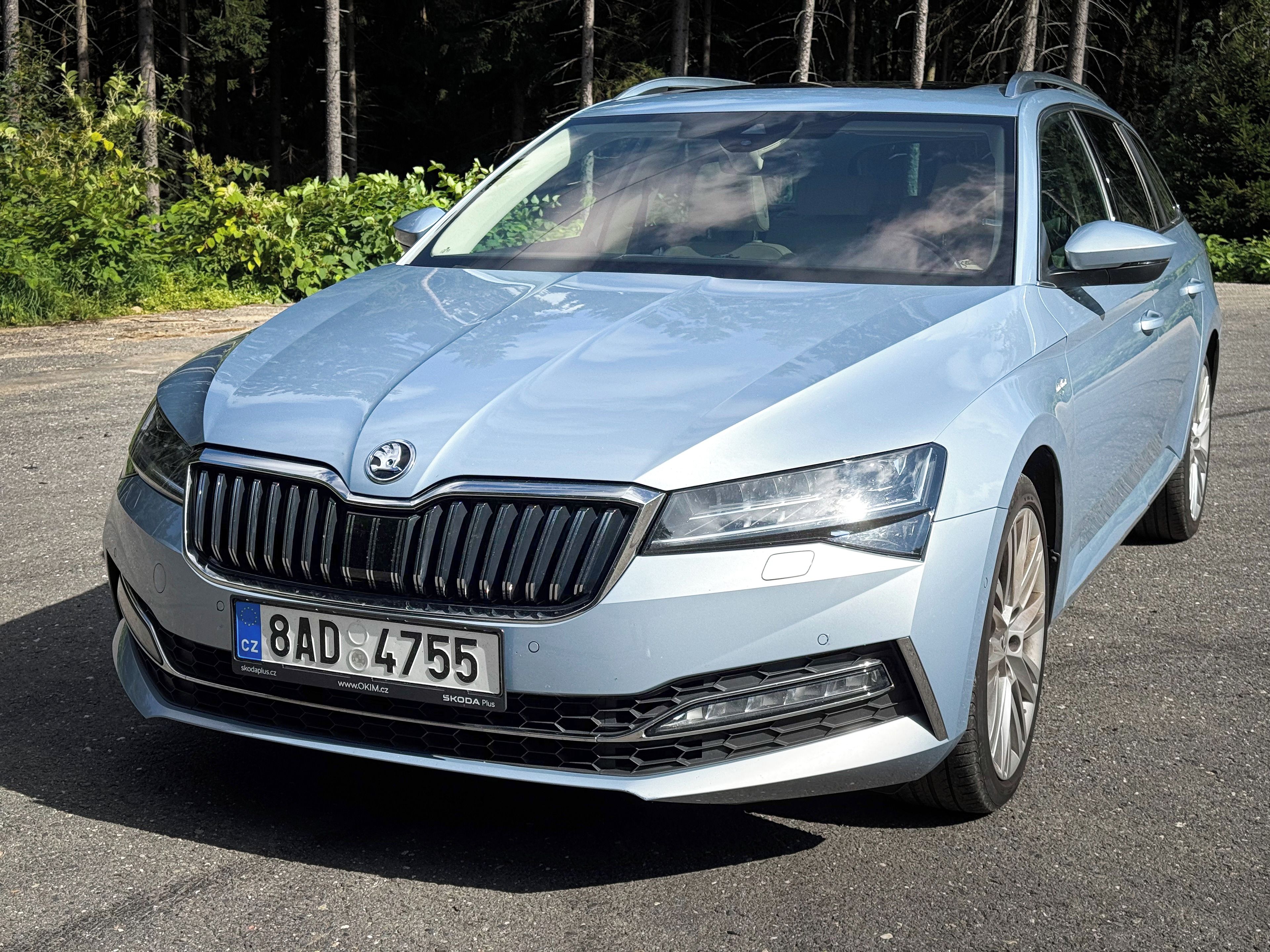 Škoda Superb, Combi 2.0 TSI 241KW L&K - fotka 5