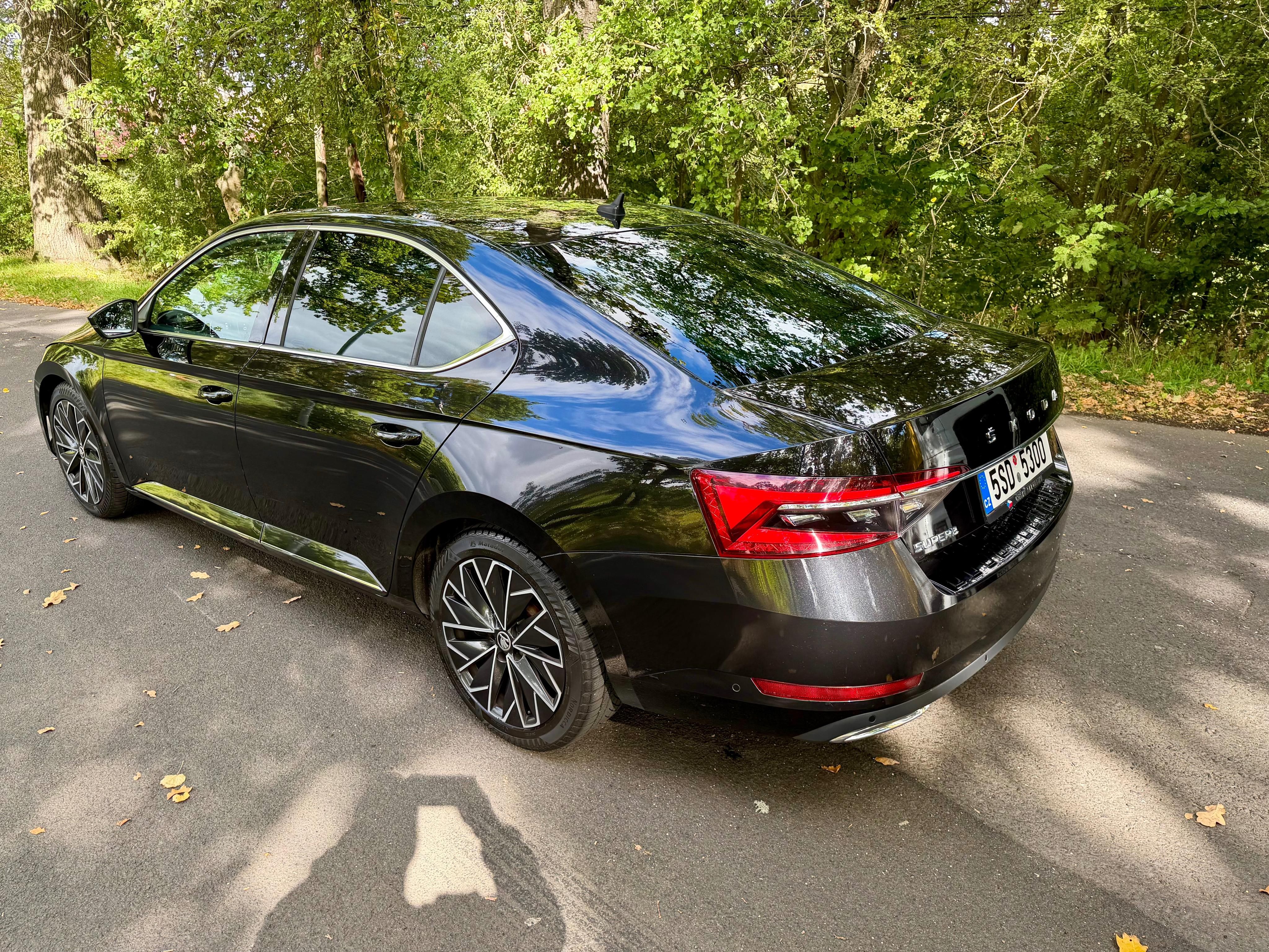 Škoda Superb, SUPERB 2.0 TSI 140 KW L&K TOP - fotka 5