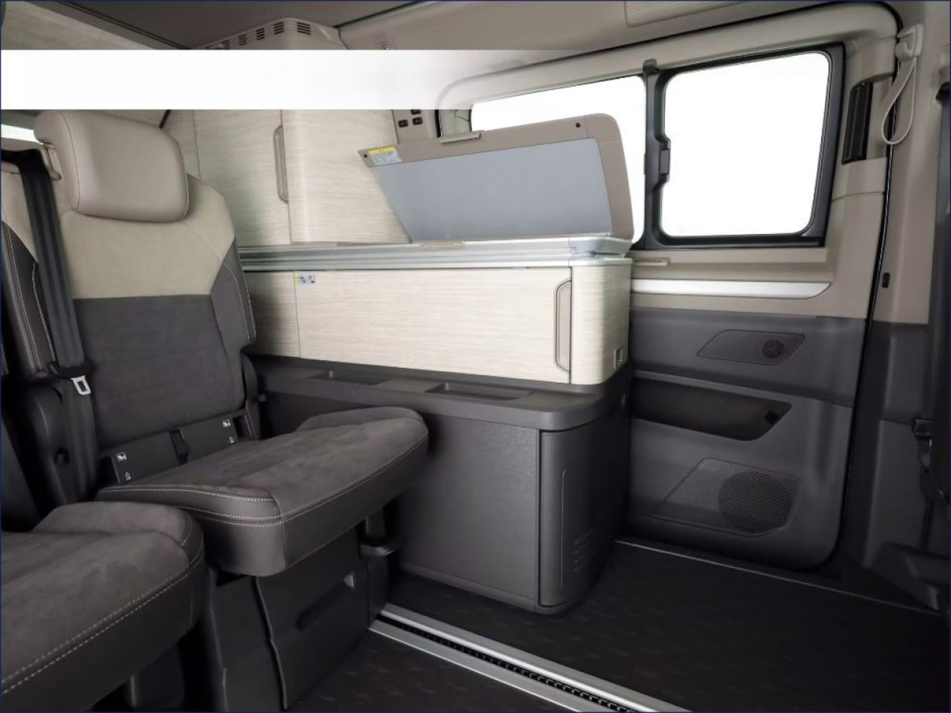Volkswagen California, eHybrid 4M Ocean DCC IQ HuD Ta - fotka 6