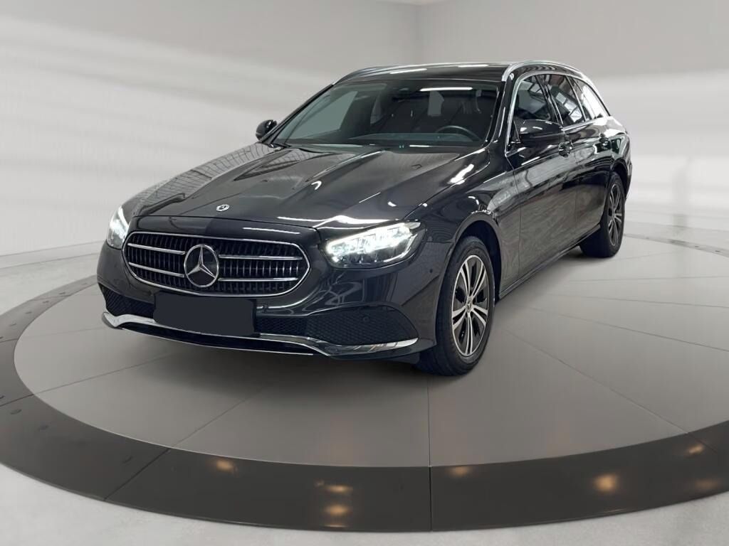 Mercedes-Benz Třídy E, 220 d T Avantgarde*Kamera*Navi
