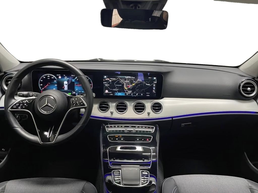 Mercedes-Benz Třídy E, 220 d T Avantgarde*Kamera*Navi - fotka 3