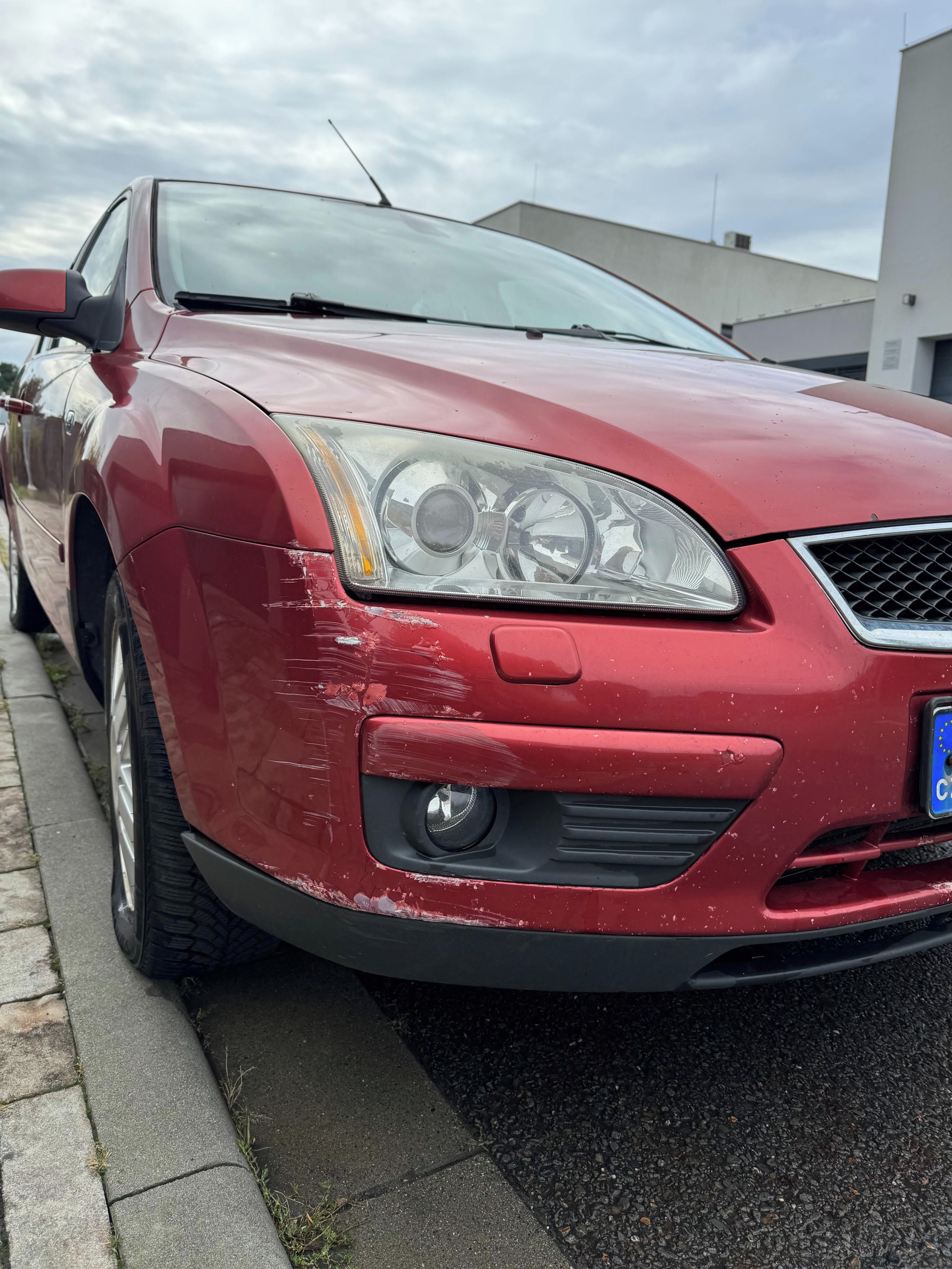 Ford Focus, 1,6 TDI Ghia - fotka 2