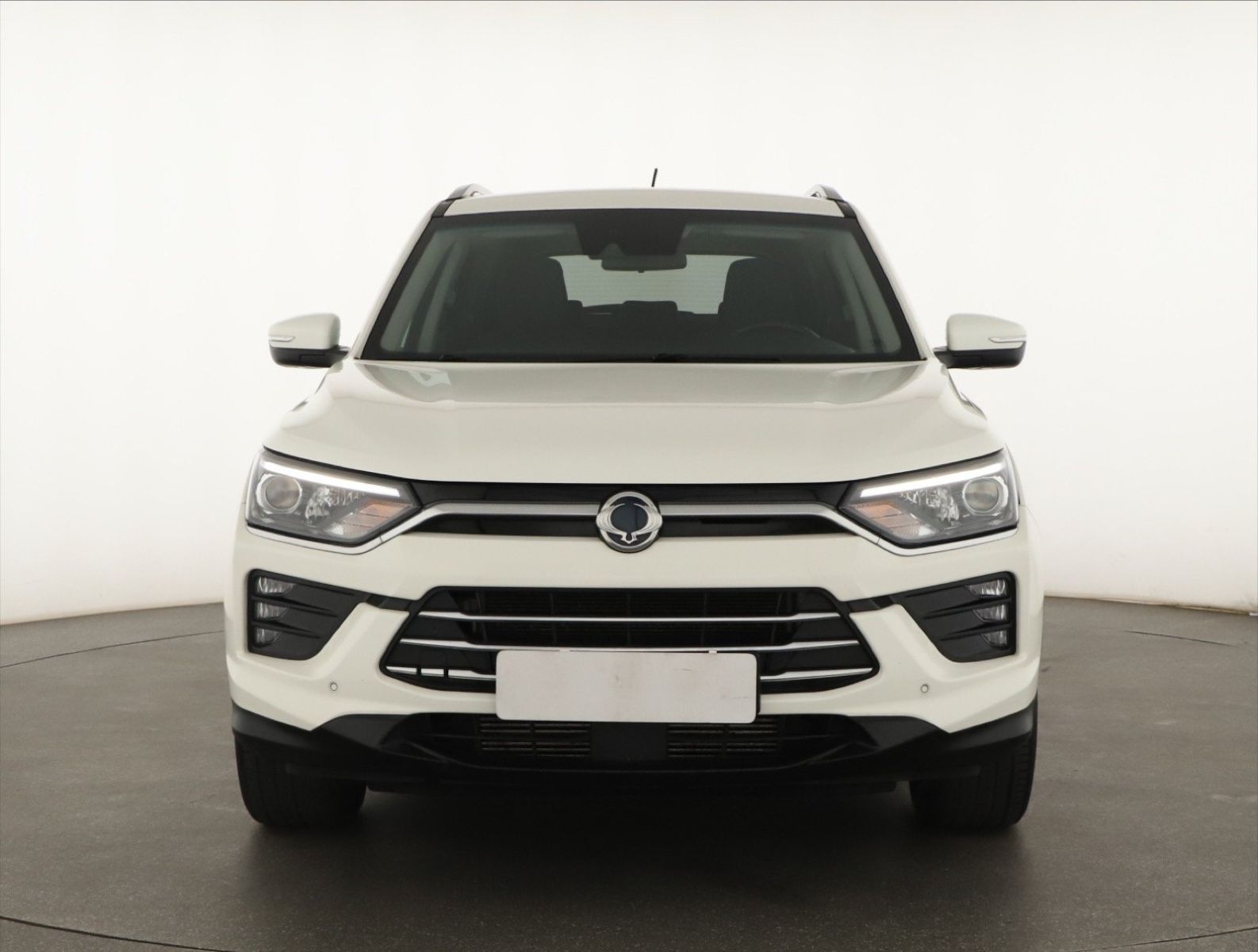 SsangYong Korando, 1.5 T-GDI, 4X4, ČR,1.maj - fotka 2
