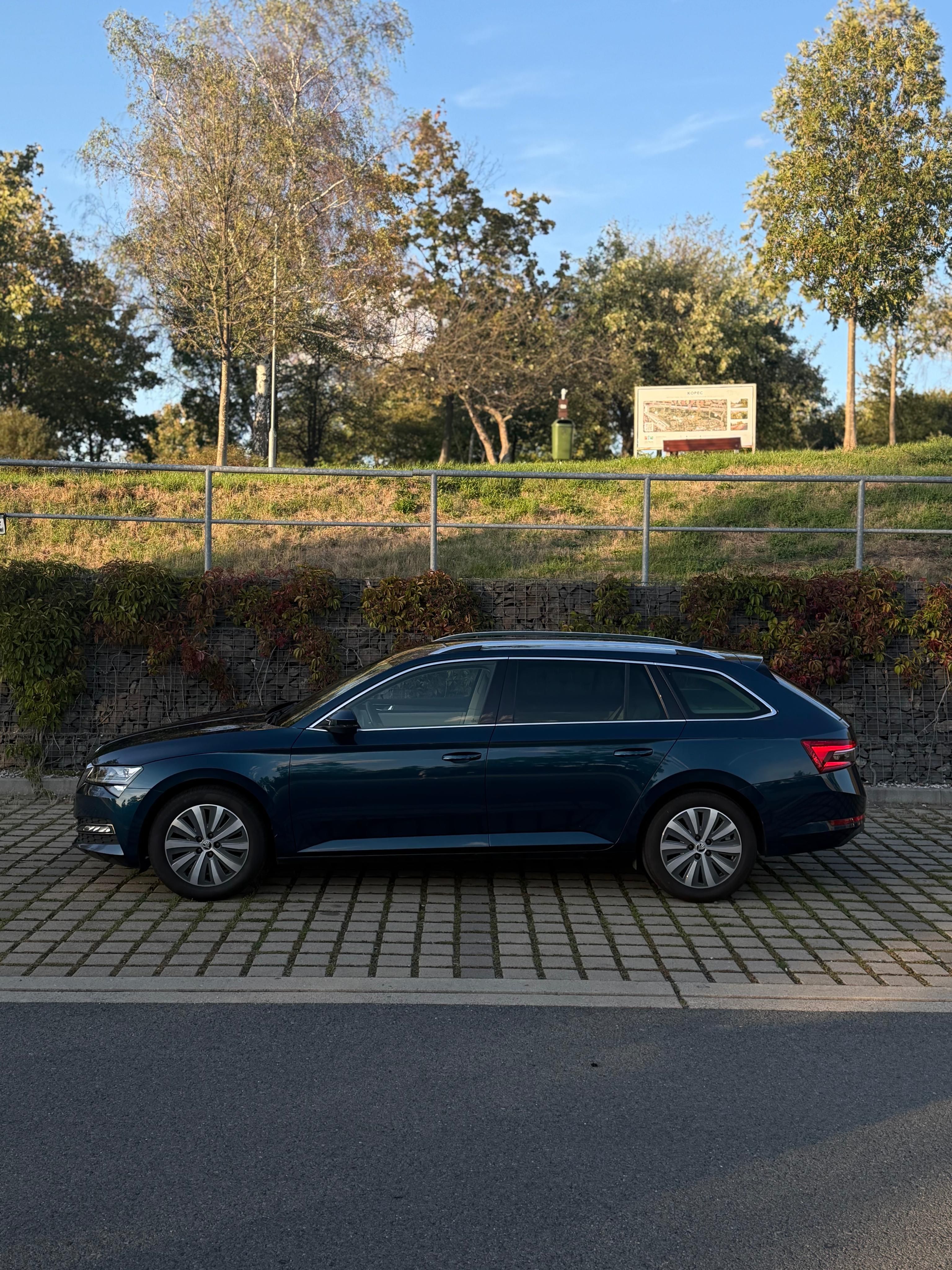 Škoda Superb, Škoda Superb 3 FL 2022 Matrix - fotka 5