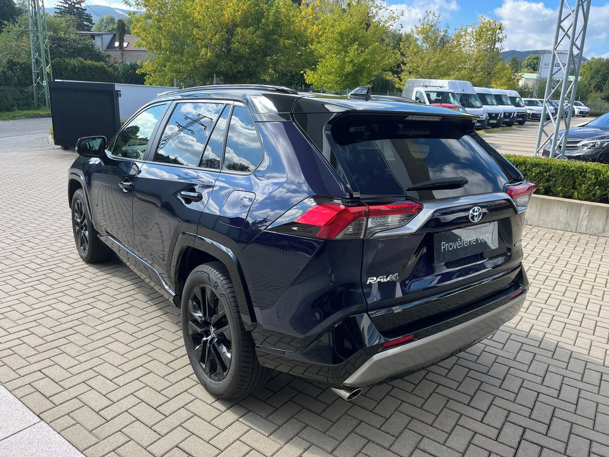 Toyota Rav4, 2.5 Hybrid e-CVT 4WD Selection - fotka 4