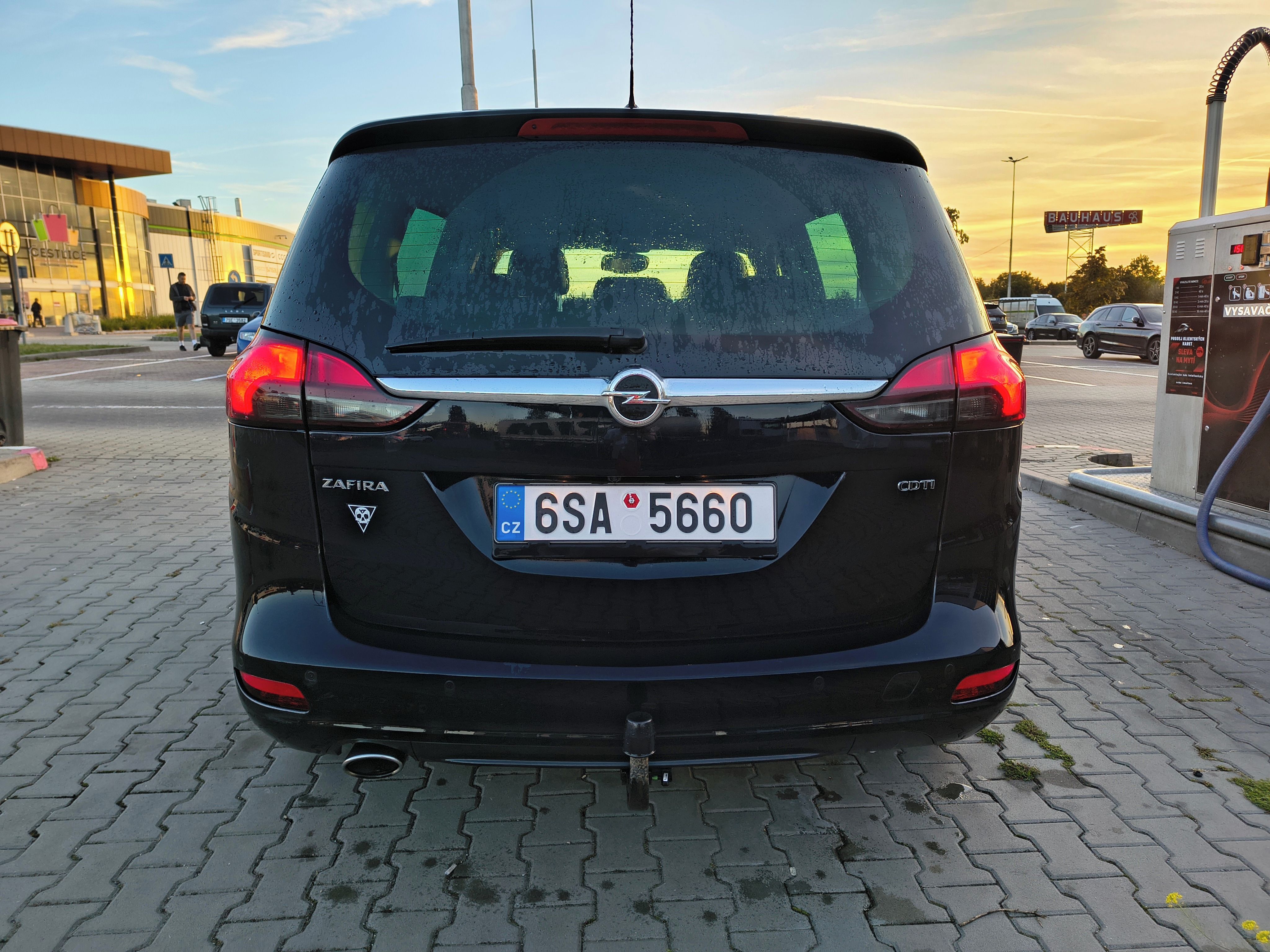 Opel Zafira, 2.0 CDTi, Tažné z. + nové pneu - fotka 5