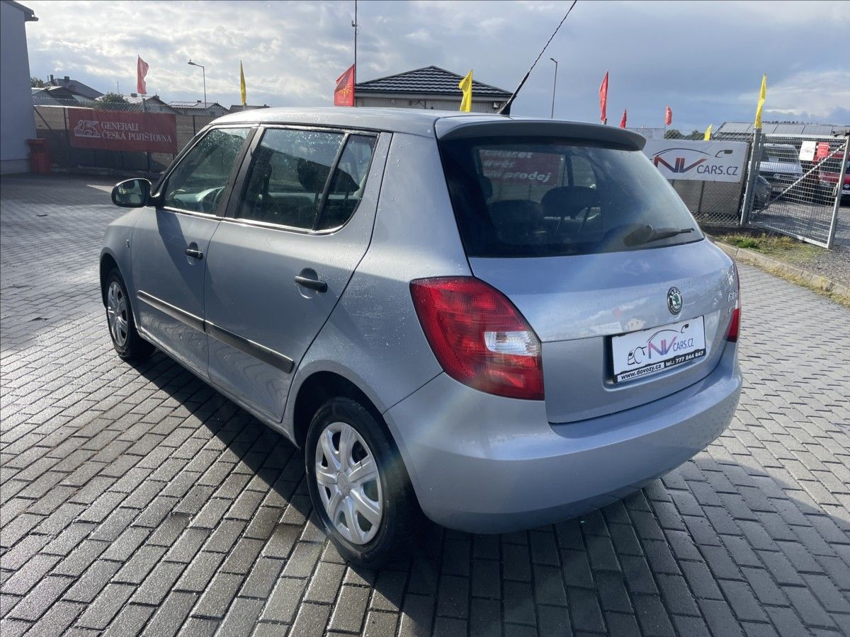 Škoda Fabia, 1,4 MPi 63kw Klima ESP po STK - fotka 3