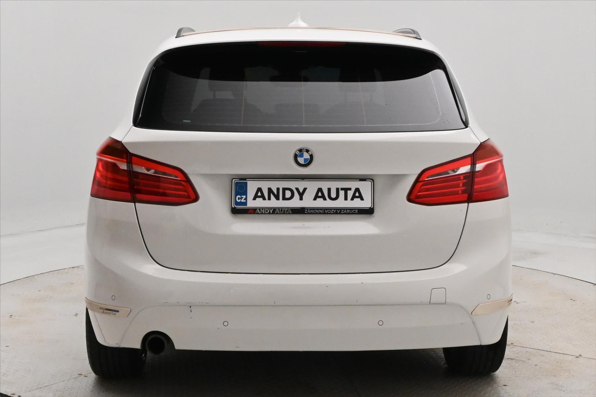BMW Řada 2, 2,0 218d 110 kW Active Záruka - fotka 6