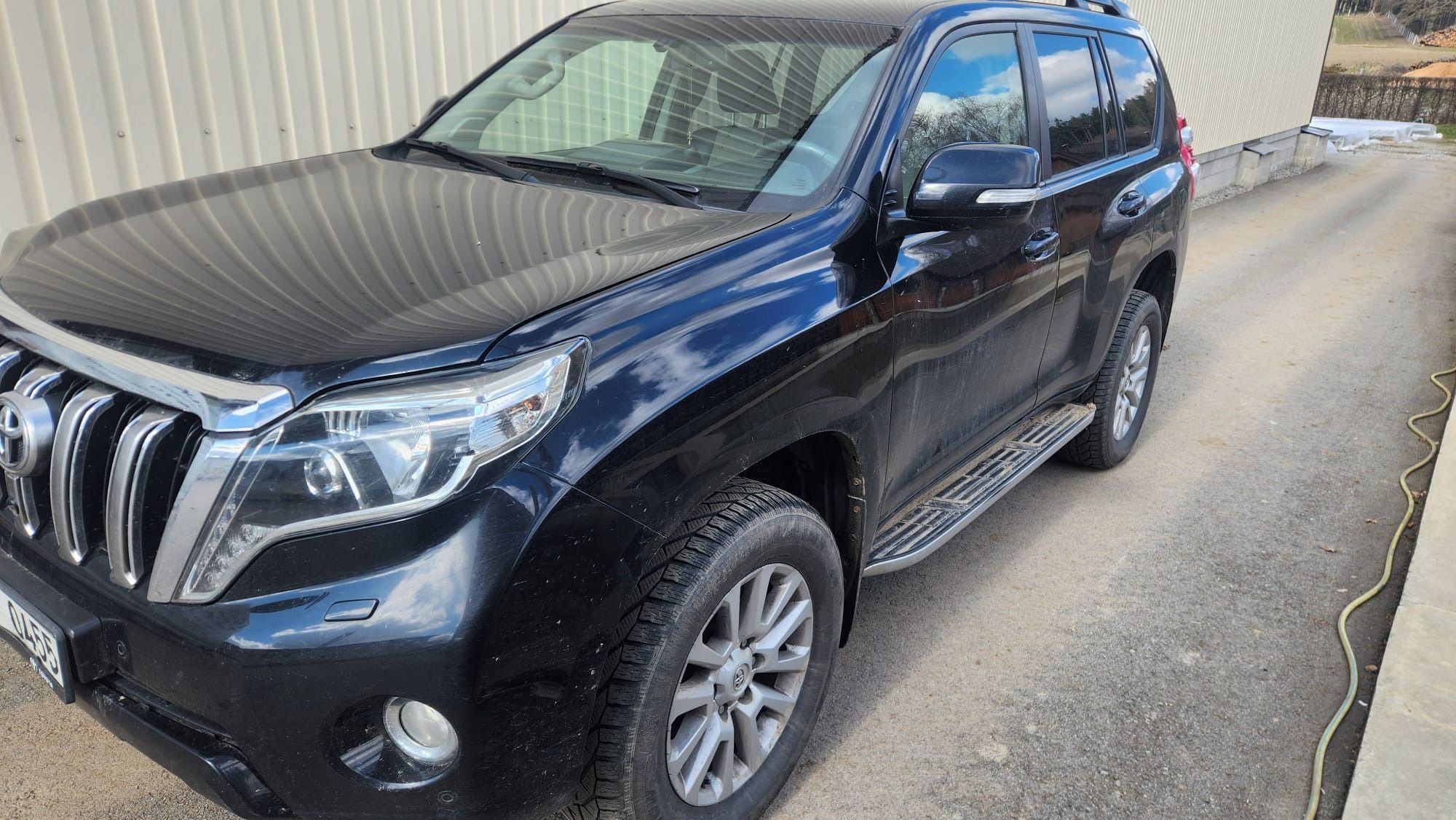 Toyota Land Cruiser, Toyotu Land Cruiser 3.0 D - fotka 2