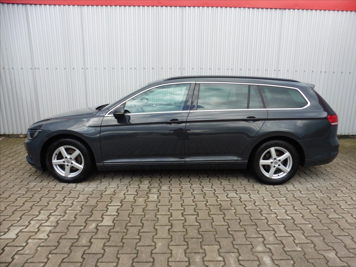 Volkswagen Passat, Variant 1,4 TSi Comfortline - fotka 5