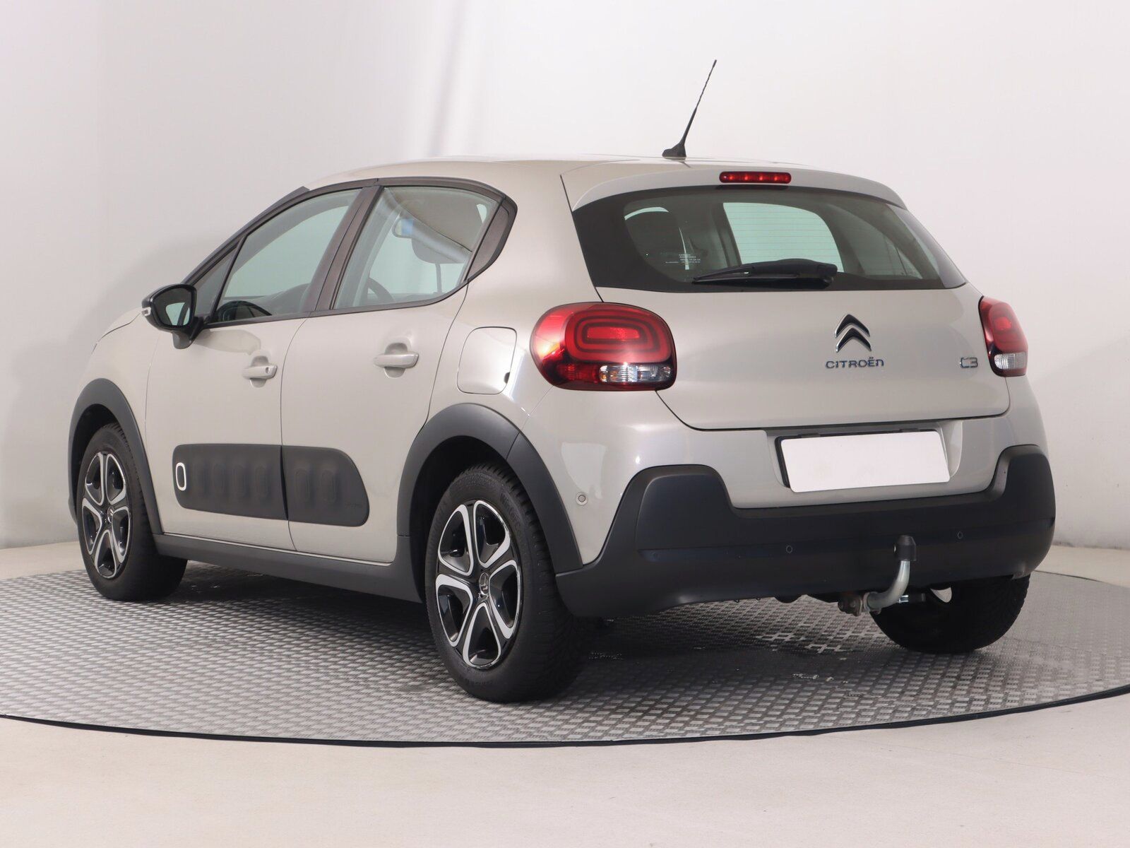 Citroën C3, 1.2 PureTech, Automat - fotka 4