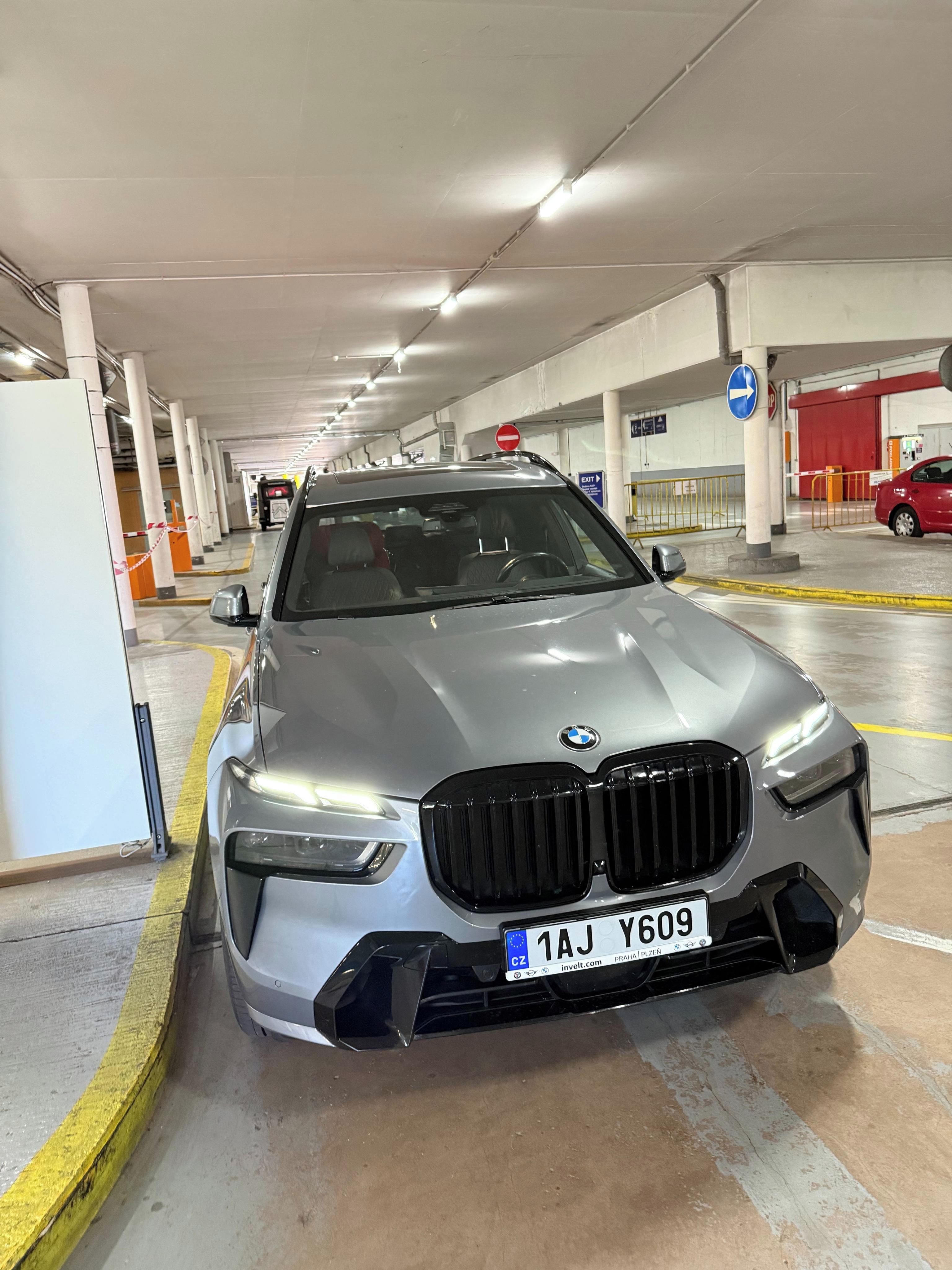 BMW X7, 40d LCI M, BMW nový motor