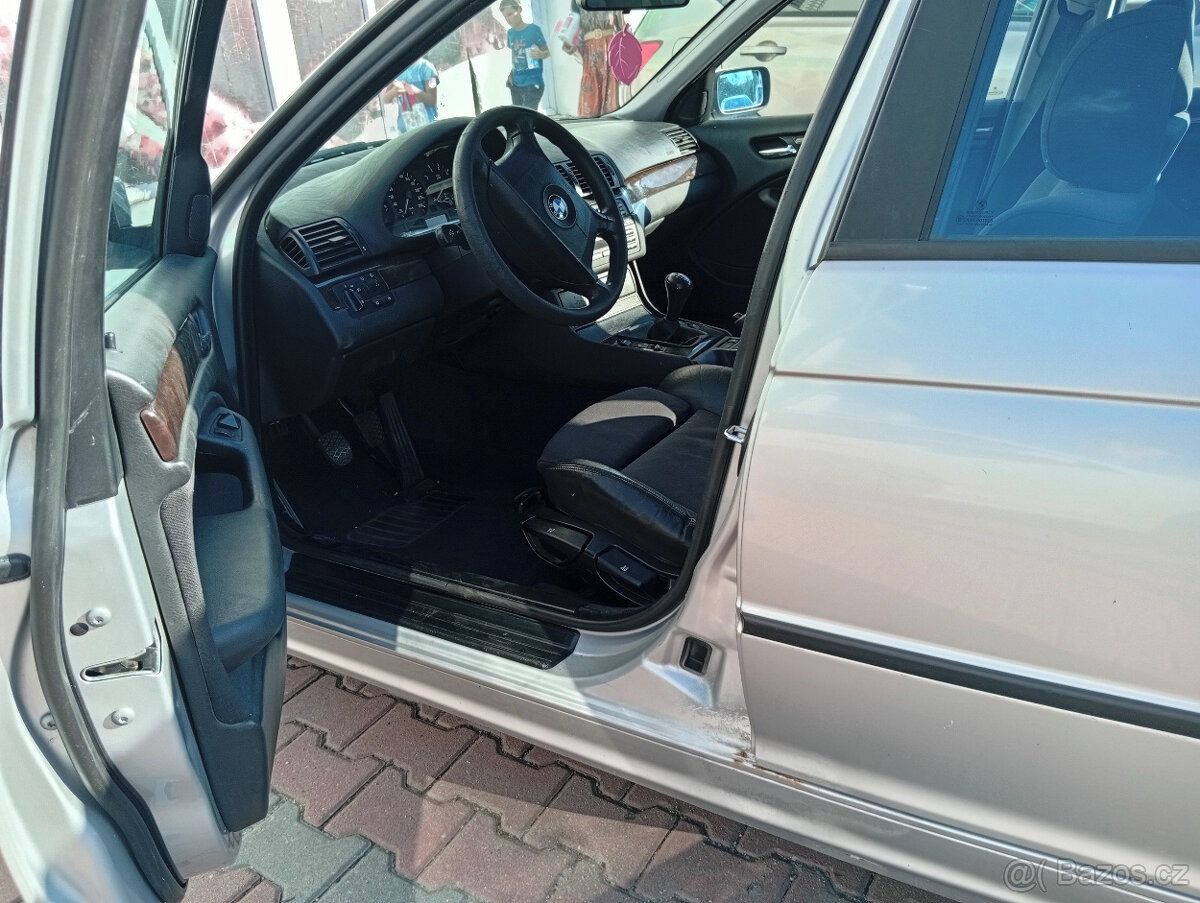 BMW Řada 3, E46. Pojízdné, nemá STK - fotka 4