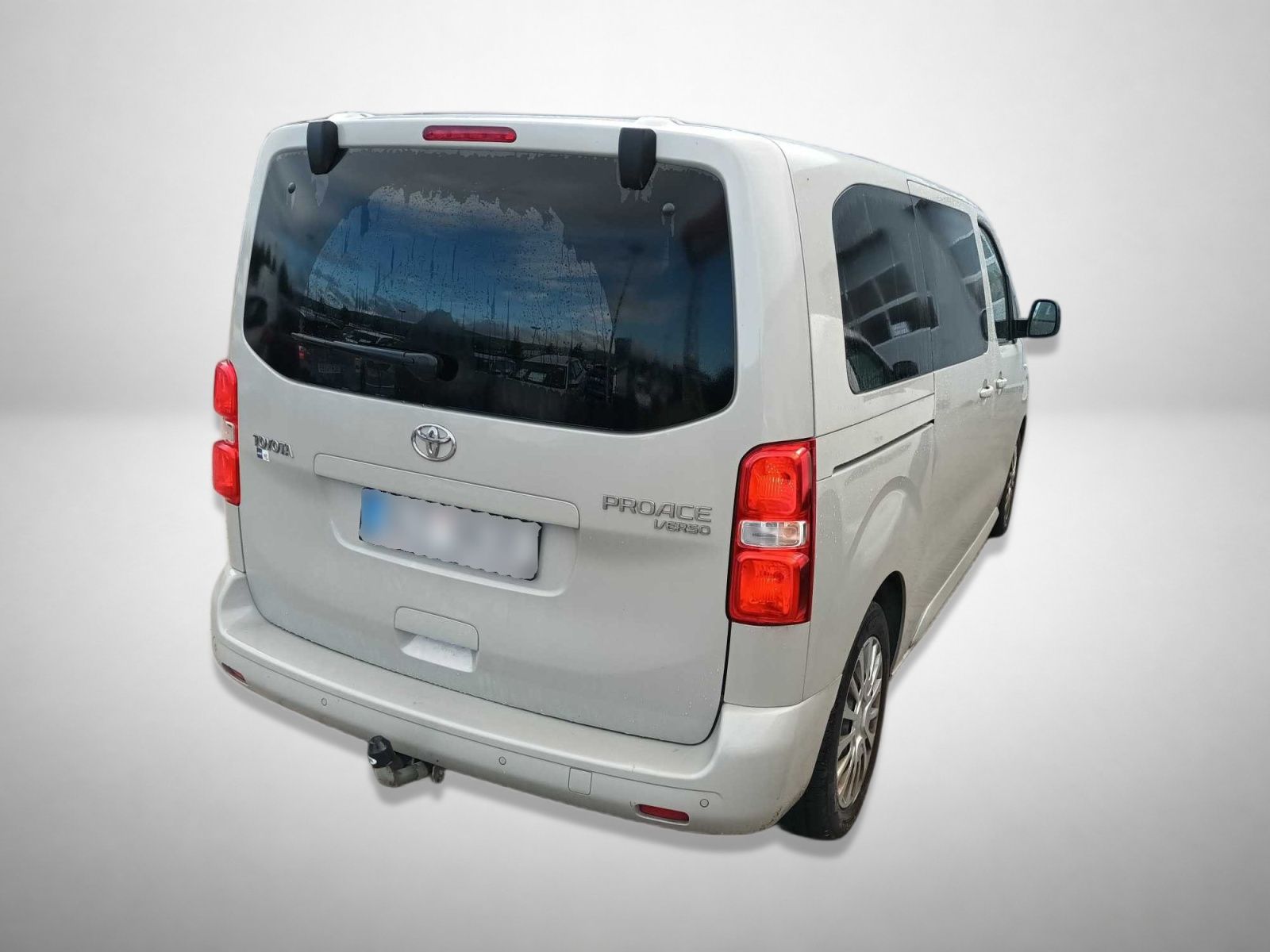 Toyota Proace Verso, 2.0 D-4D, ČR, 1Maj, Automat - fotka 2