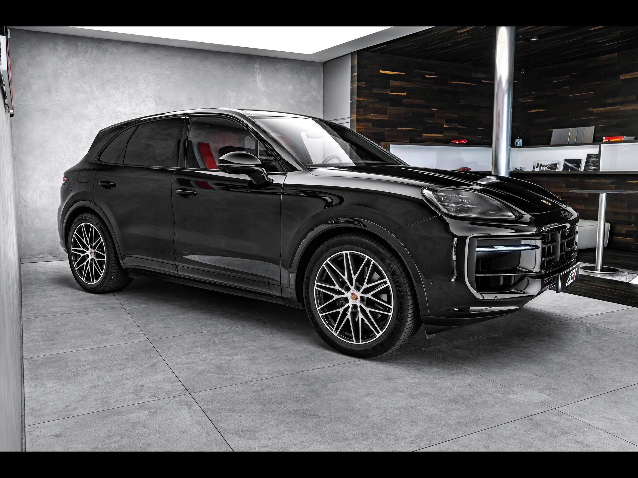 Porsche Cayenne, black edition, soft Bose, PASM - fotka 4