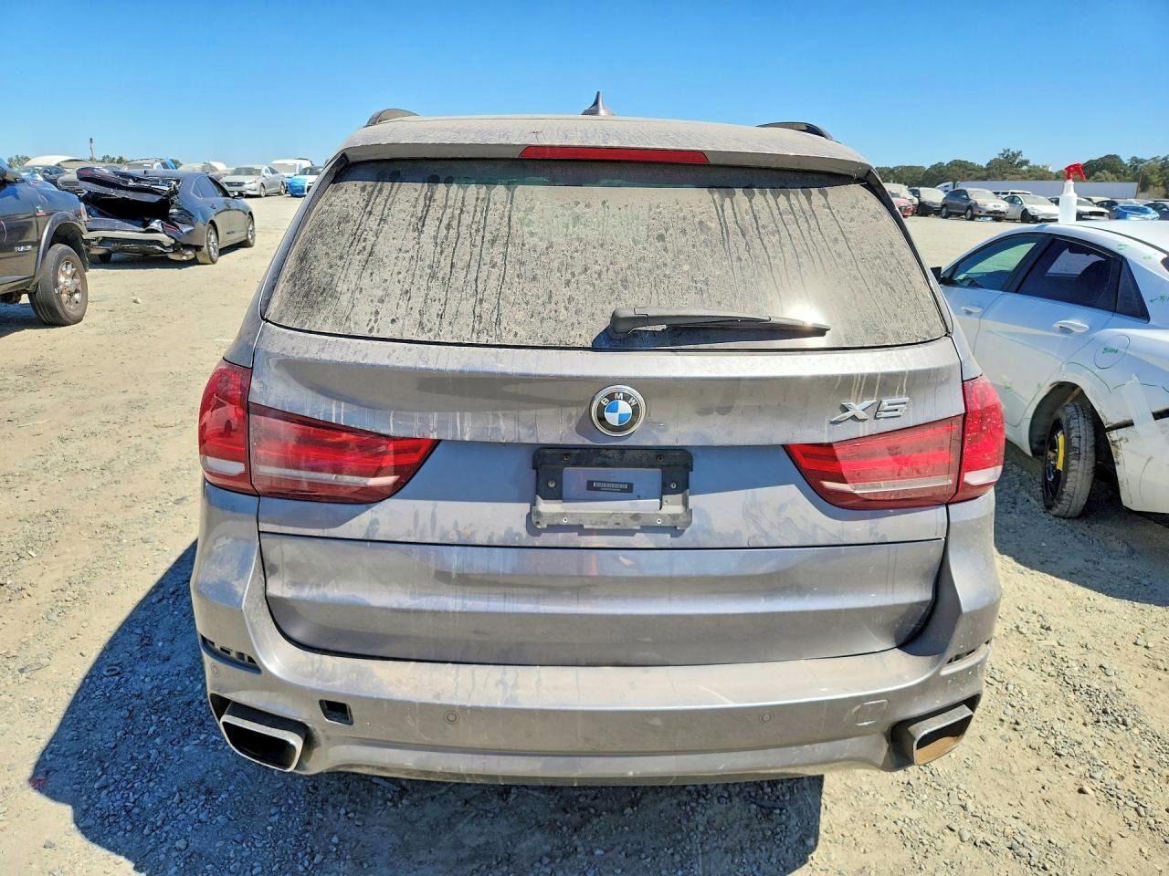 BMW X5, Auto na cestě - fotka 6
