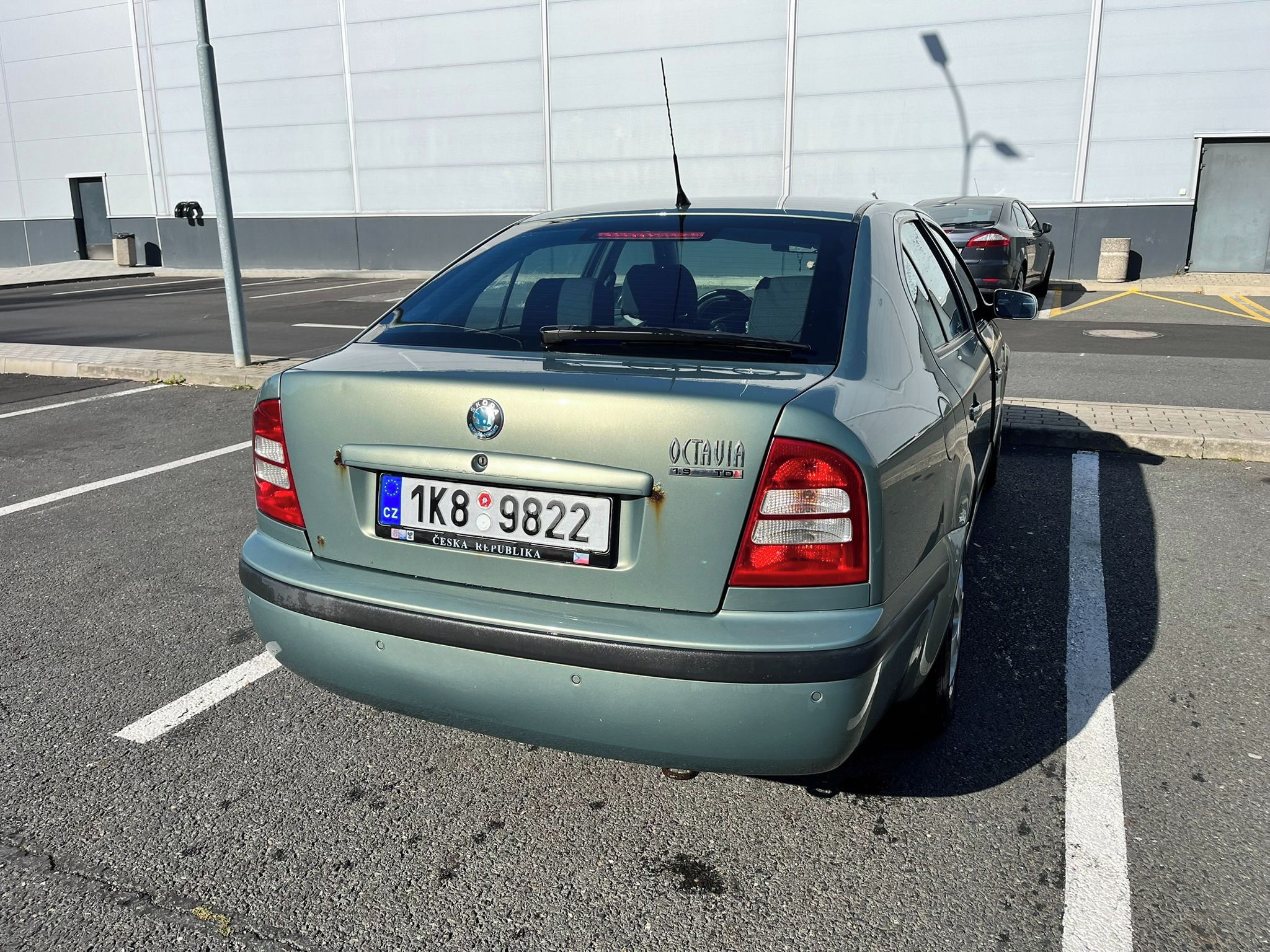 Škoda Octavia, 1.9 TDI 81 kW Ambiente - fotka 4
