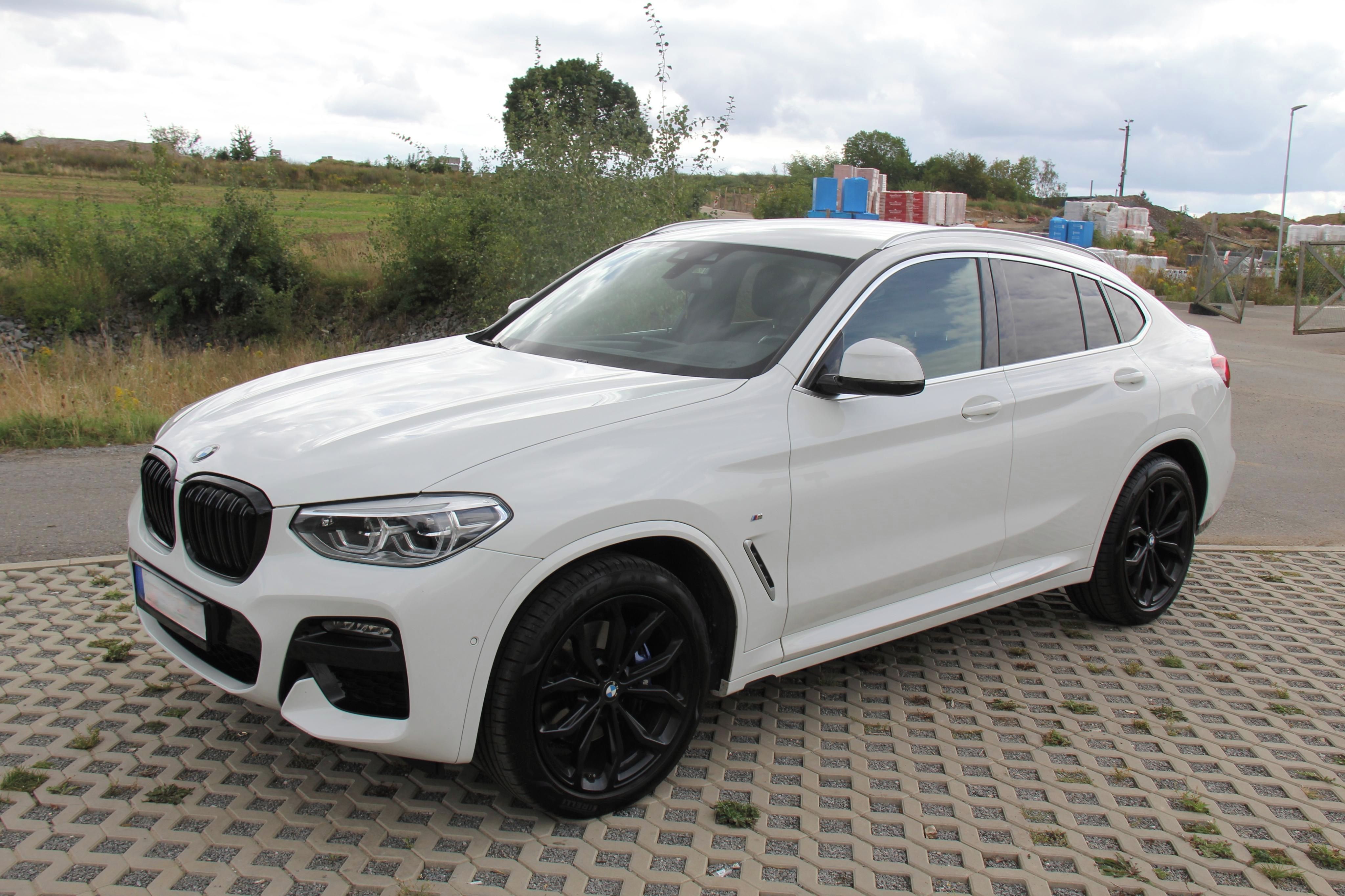 BMW X4, 3,0D - fotka 2