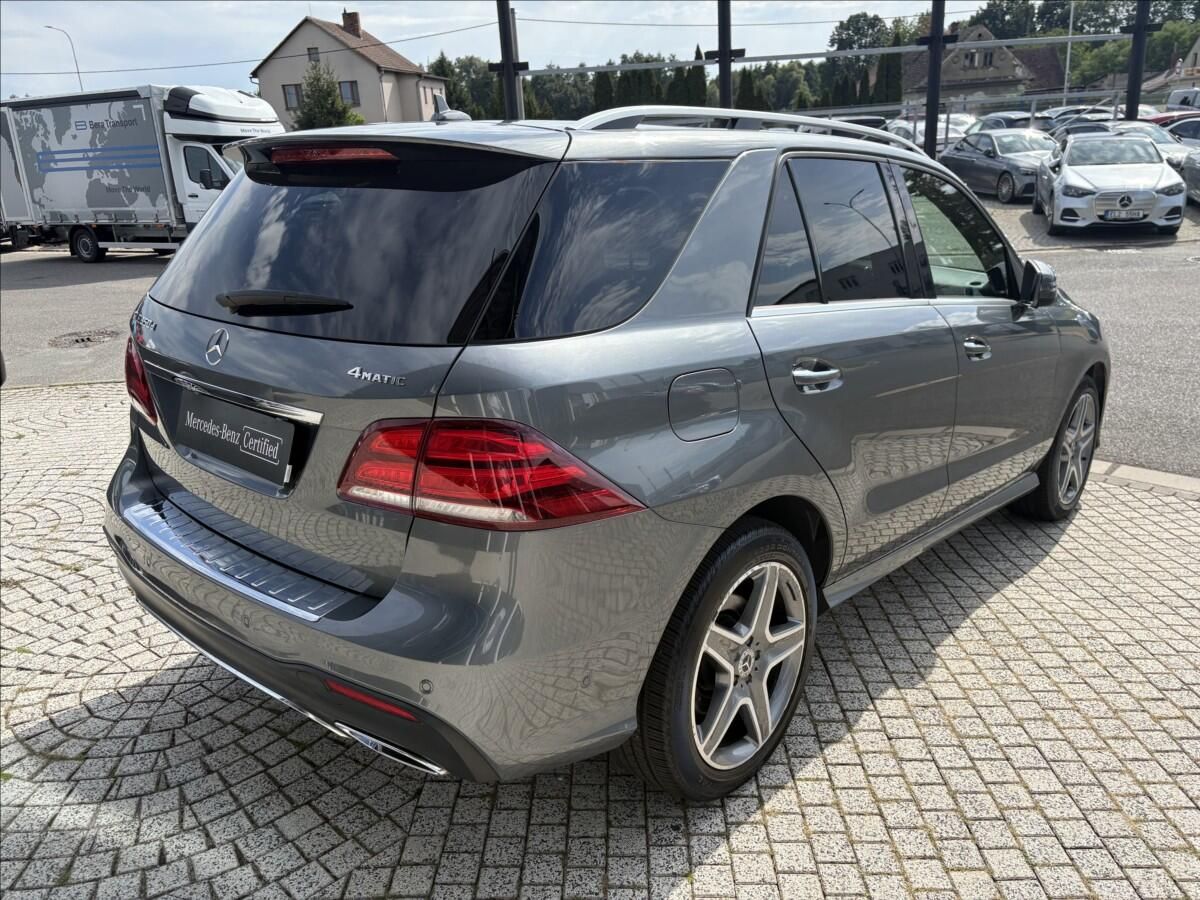 Mercedes-Benz GLE, 3,0 350 d 4M ČR - fotka 4