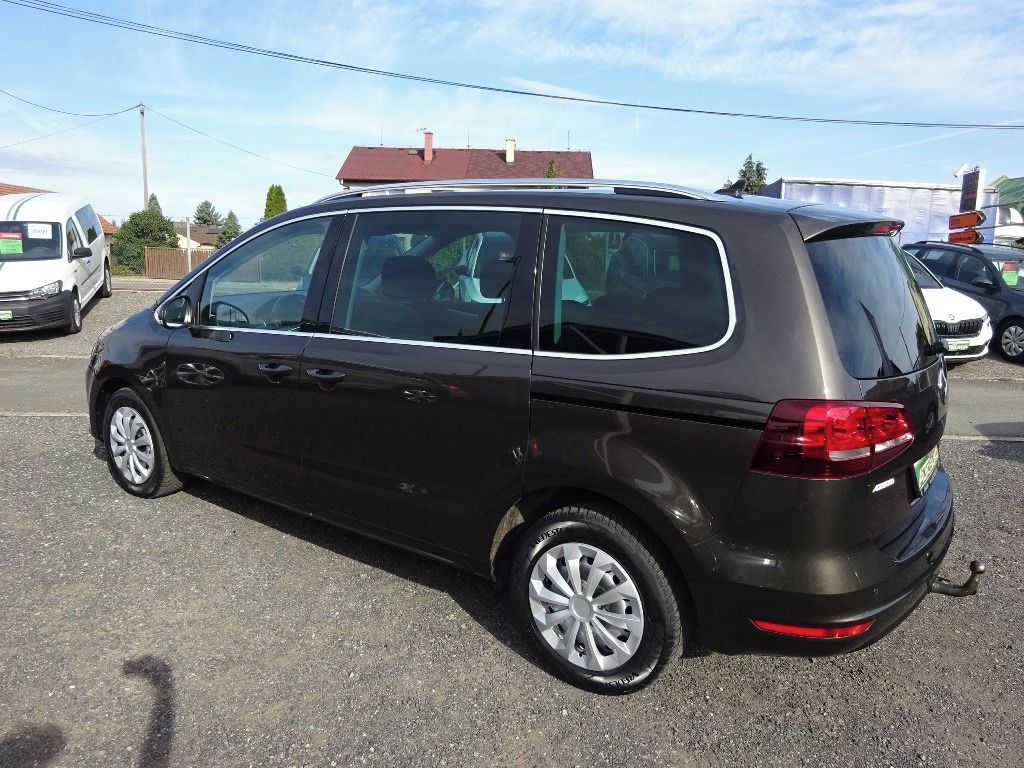 Volkswagen Sharan, Comf. 2,0 TDI 110kW+DSG-7míst - fotka 6