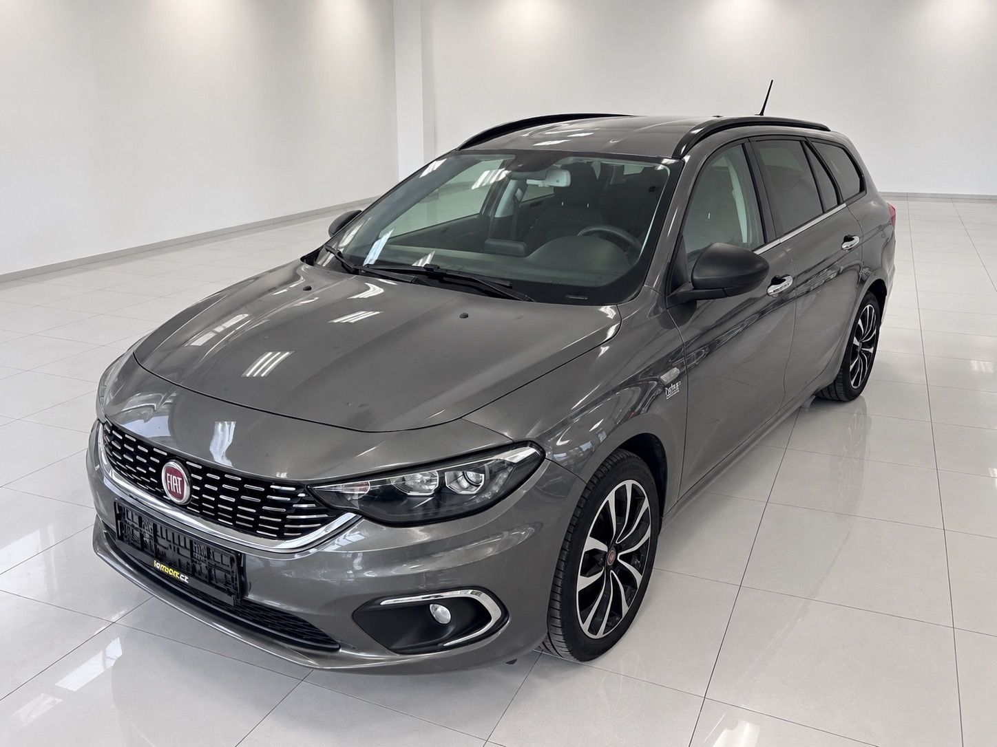 Fiat Tipo, SERVIS | NOVÁ STK NA 2 ROKY - fotka 2