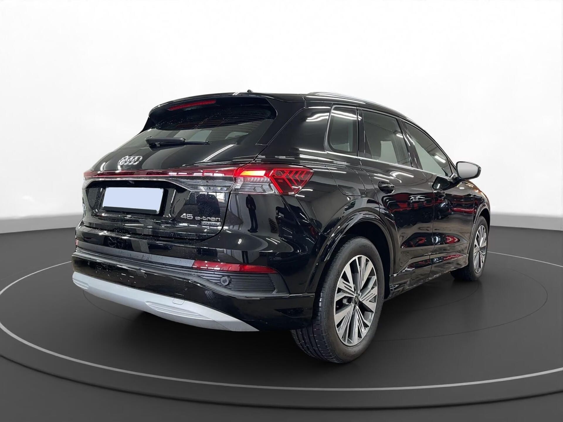 Audi Q4 e-tron, 45 quattro ACC Keyless Tep.čer - fotka 5