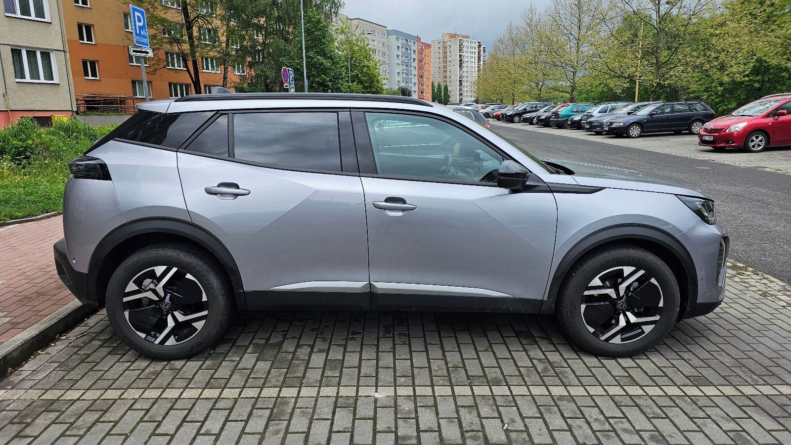 Peugeot 2008, 1.2 Puretech 74kw (Allure) - fotka 6