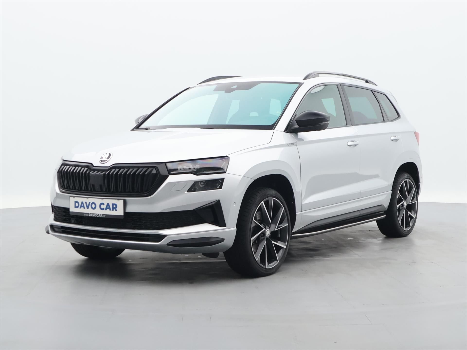 Škoda Karoq, 1,5 TSI 110kW Sportline CZ Taž - fotka 3