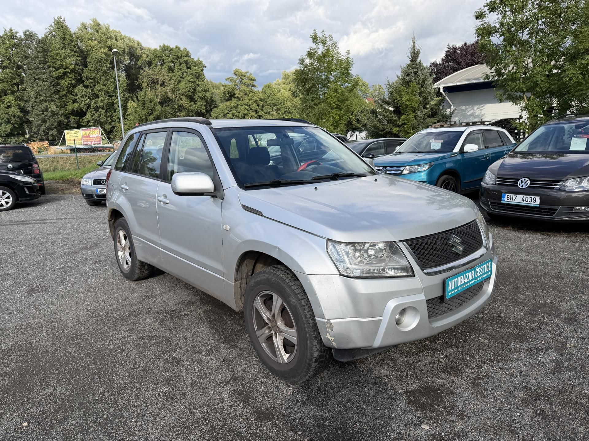 Suzuki Grand Vitara, 2.0i 4x4,AC - fotka 4