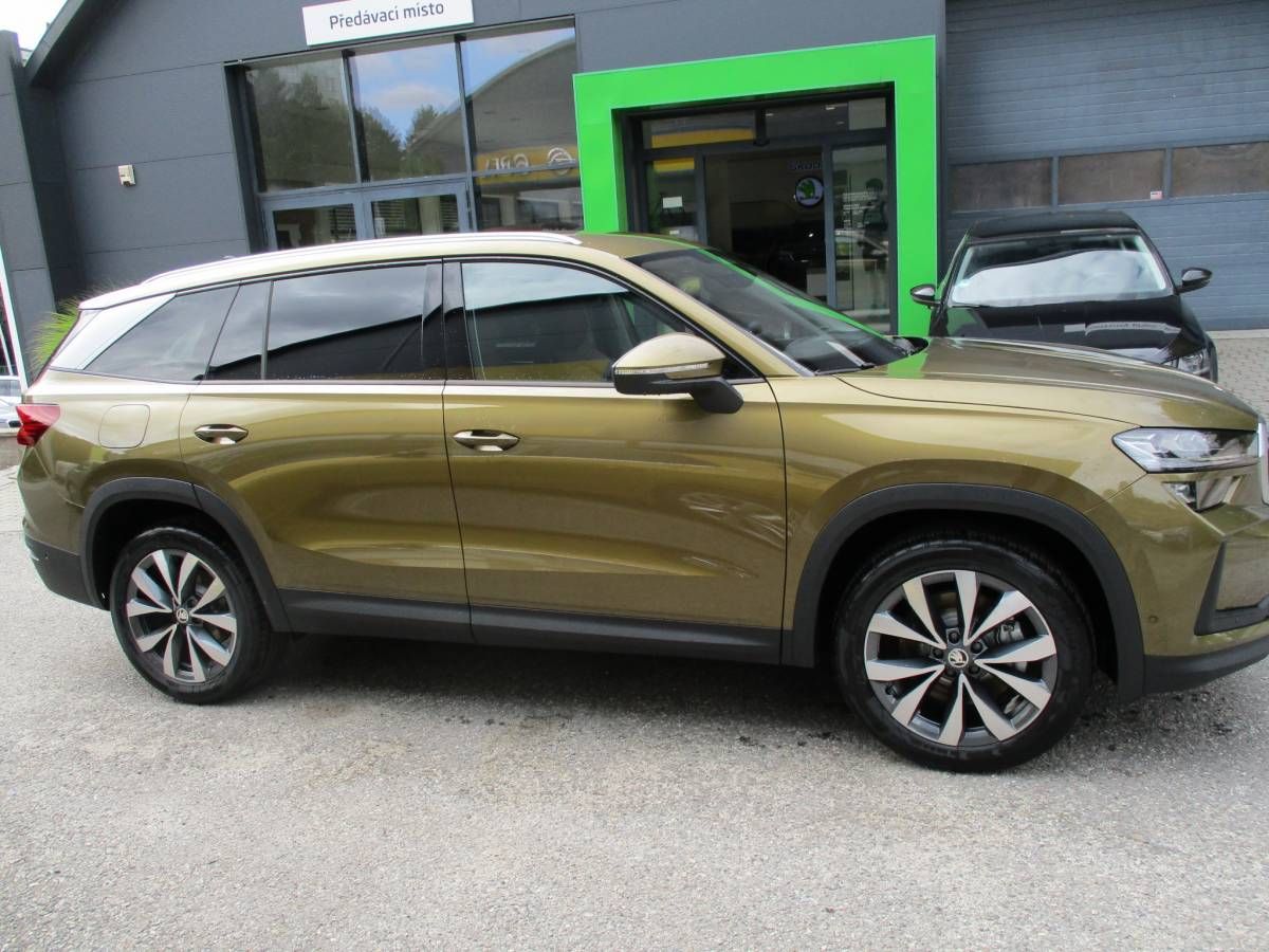 Škoda Kodiaq, Exclusive Selection 2,0 TDI 14 - fotka 4