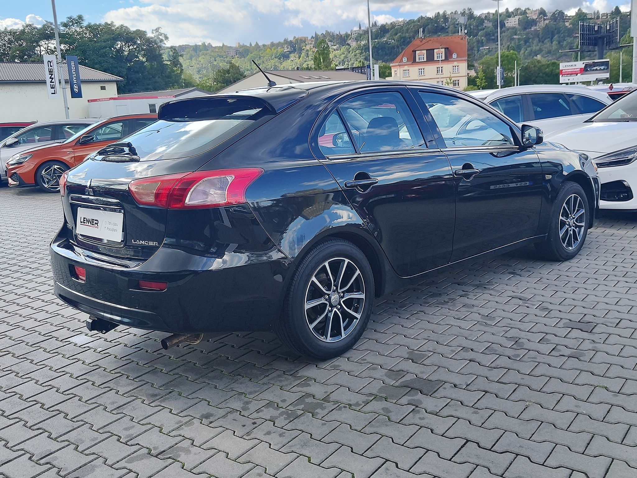 Mitsubishi Lancer, 1.6 Mivec/86kW ČR 1.Majitel - fotka 5