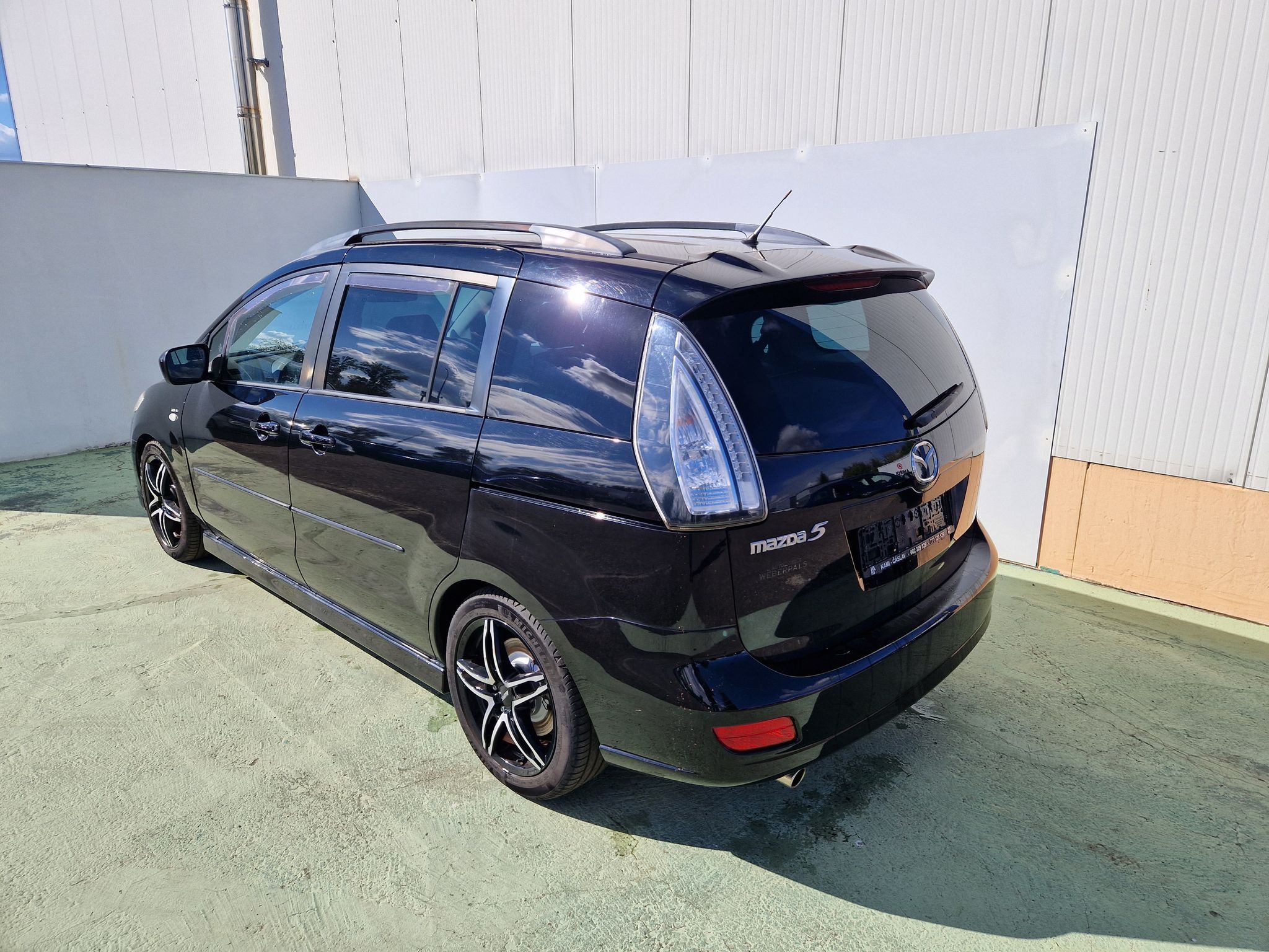 Mazda 5, 2.0 - fotka 4