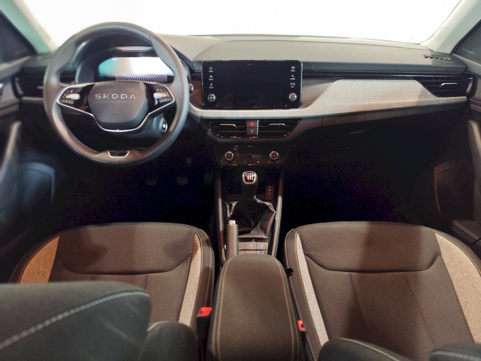 Škoda Kamiq, KAMIQ SELECTION 1.0 TSI 85 kW - fotka 5