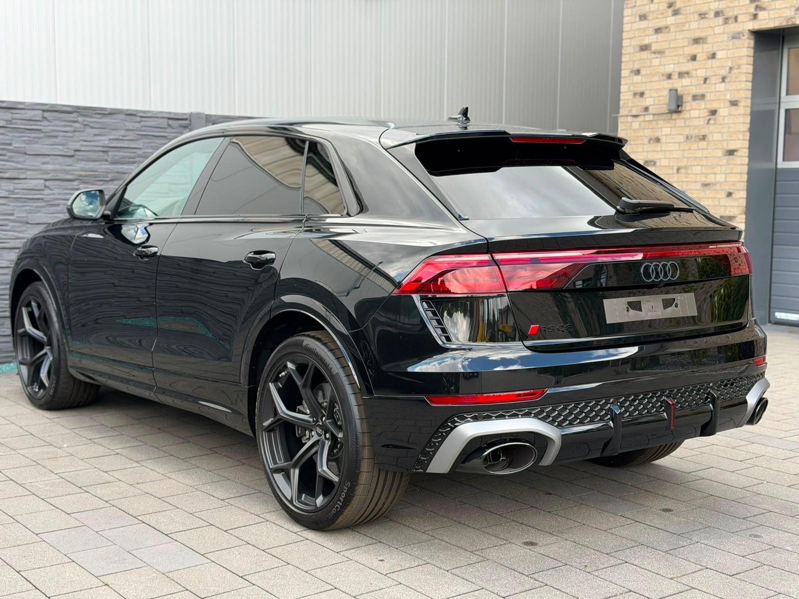 Audi RS Q8 - fotka 5