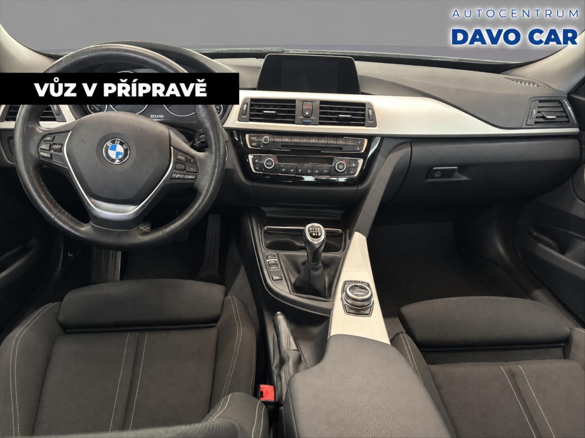 BMW Řada 3, 2,0 320d 140kW xDrive CZ Sport - fotka 5