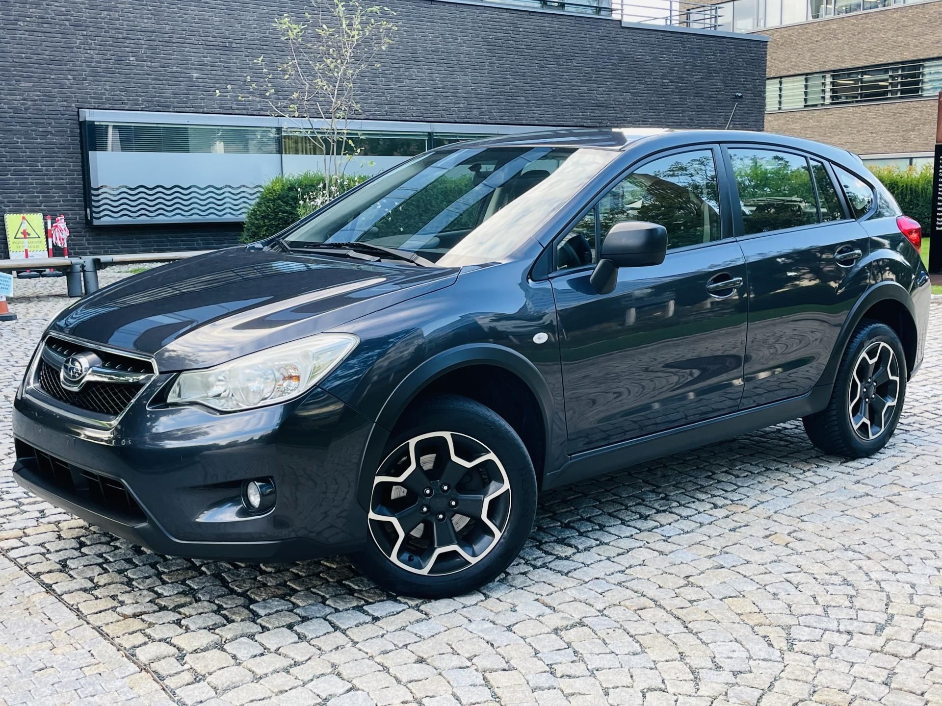 Subaru XV, 2.0i 4x4 MANUÁL SERVISKA - fotka 3