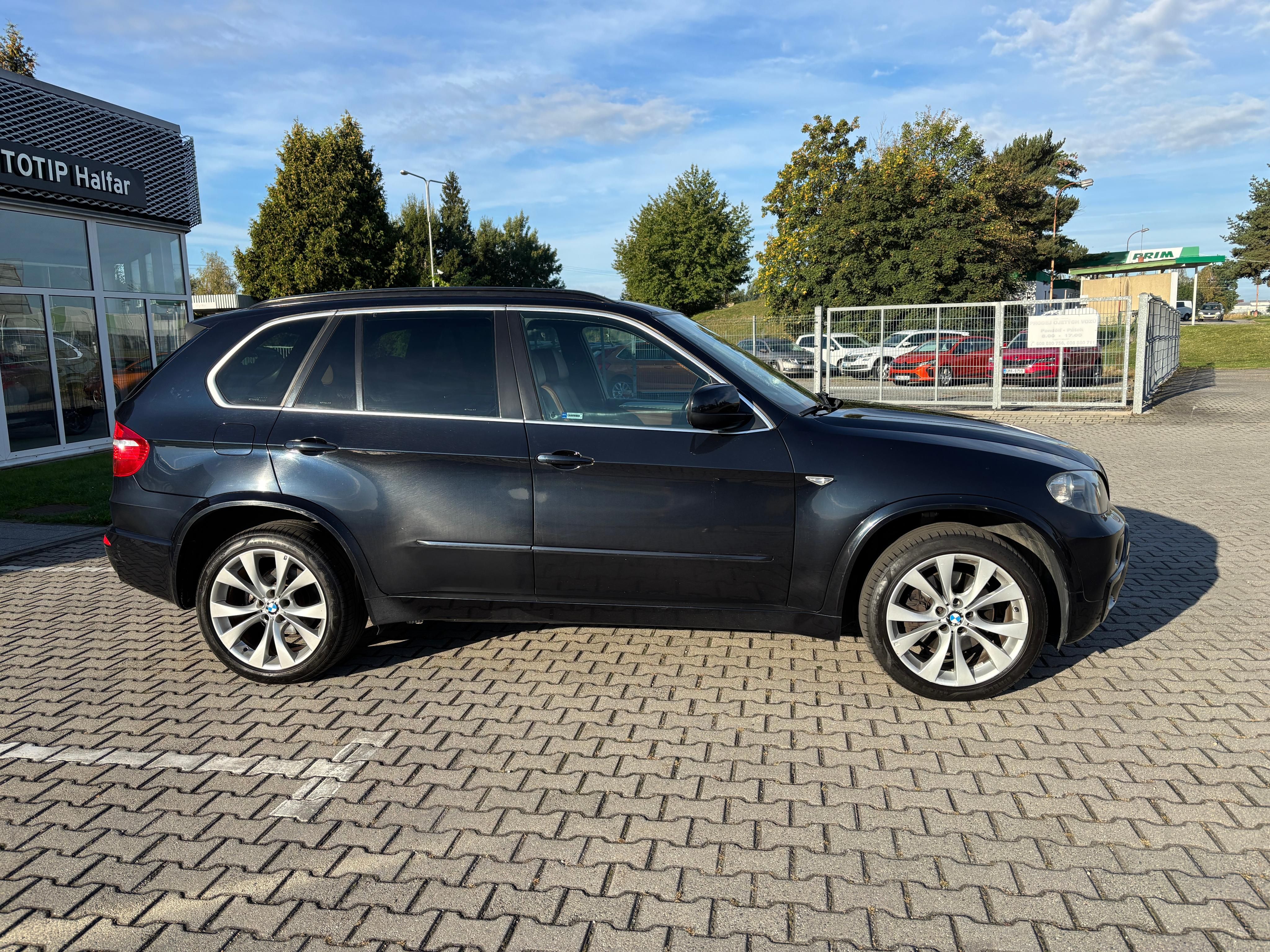 BMW X5, 3,0 V6 TDi  173kW - fotka 3