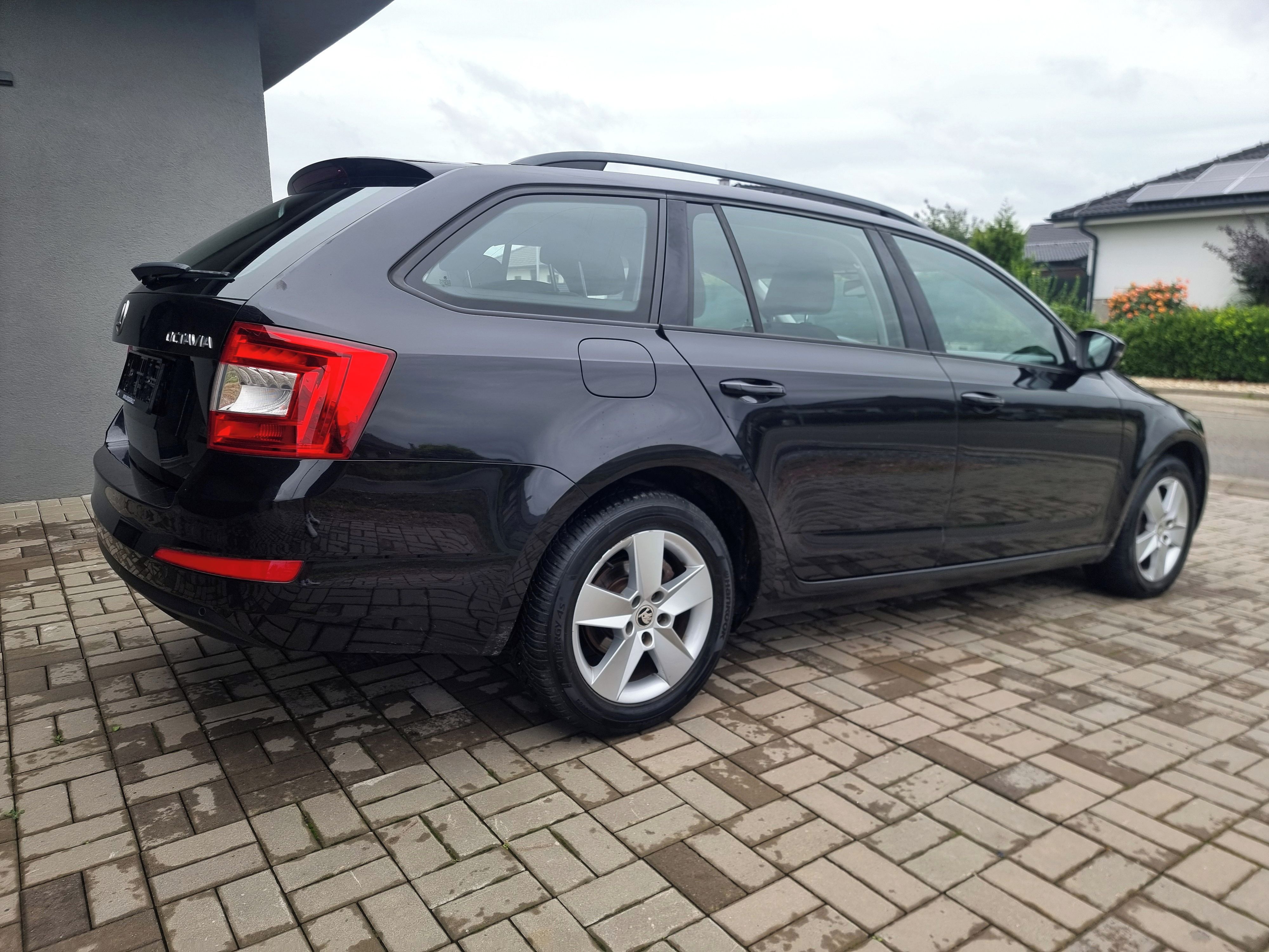 Škoda Octavia, 1.6TDI | VÝBAVA | 2014 - fotka 6