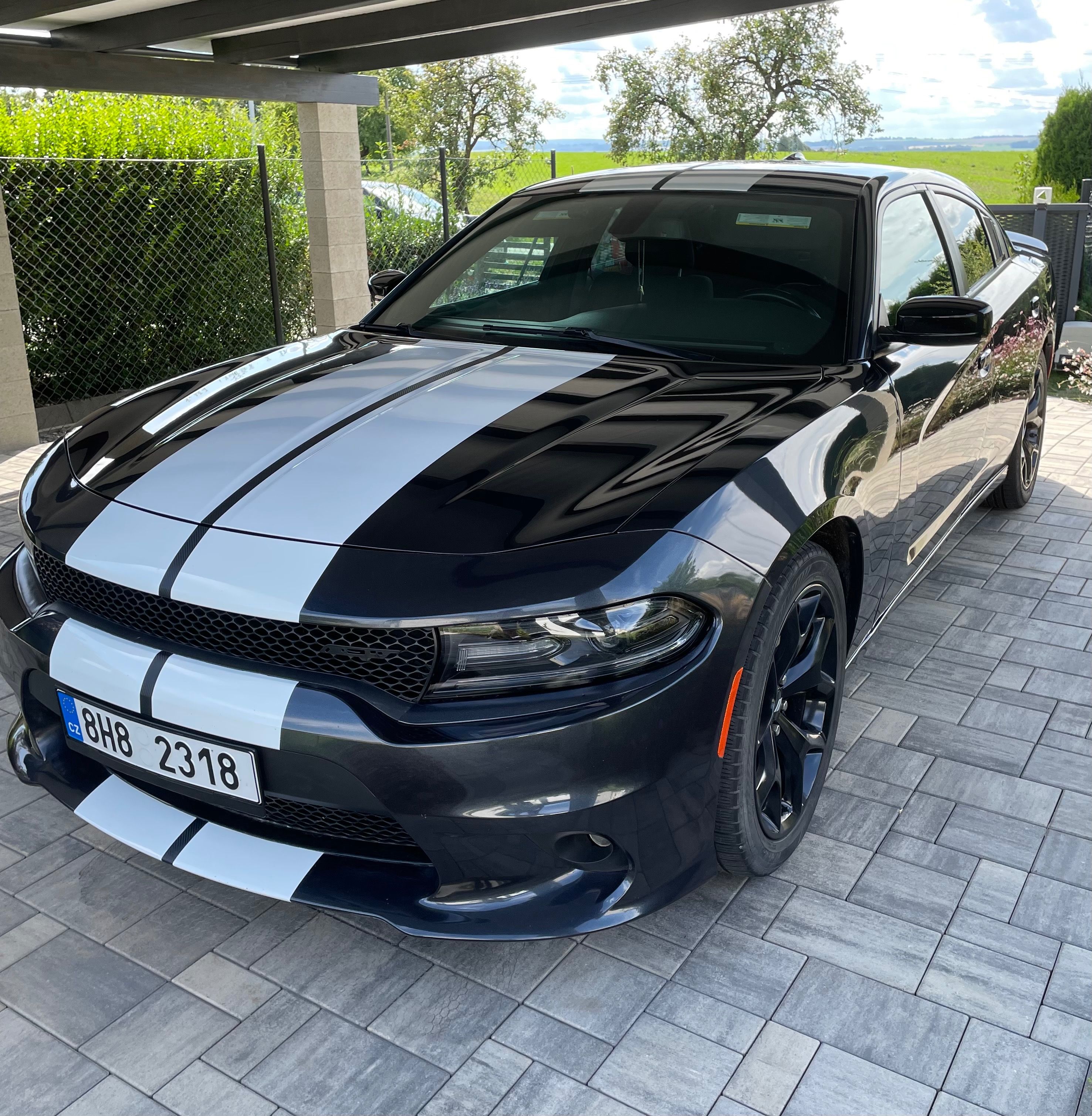 Dodge Charger, Dodge Charger 5,7 hemi R/T - fotka 2