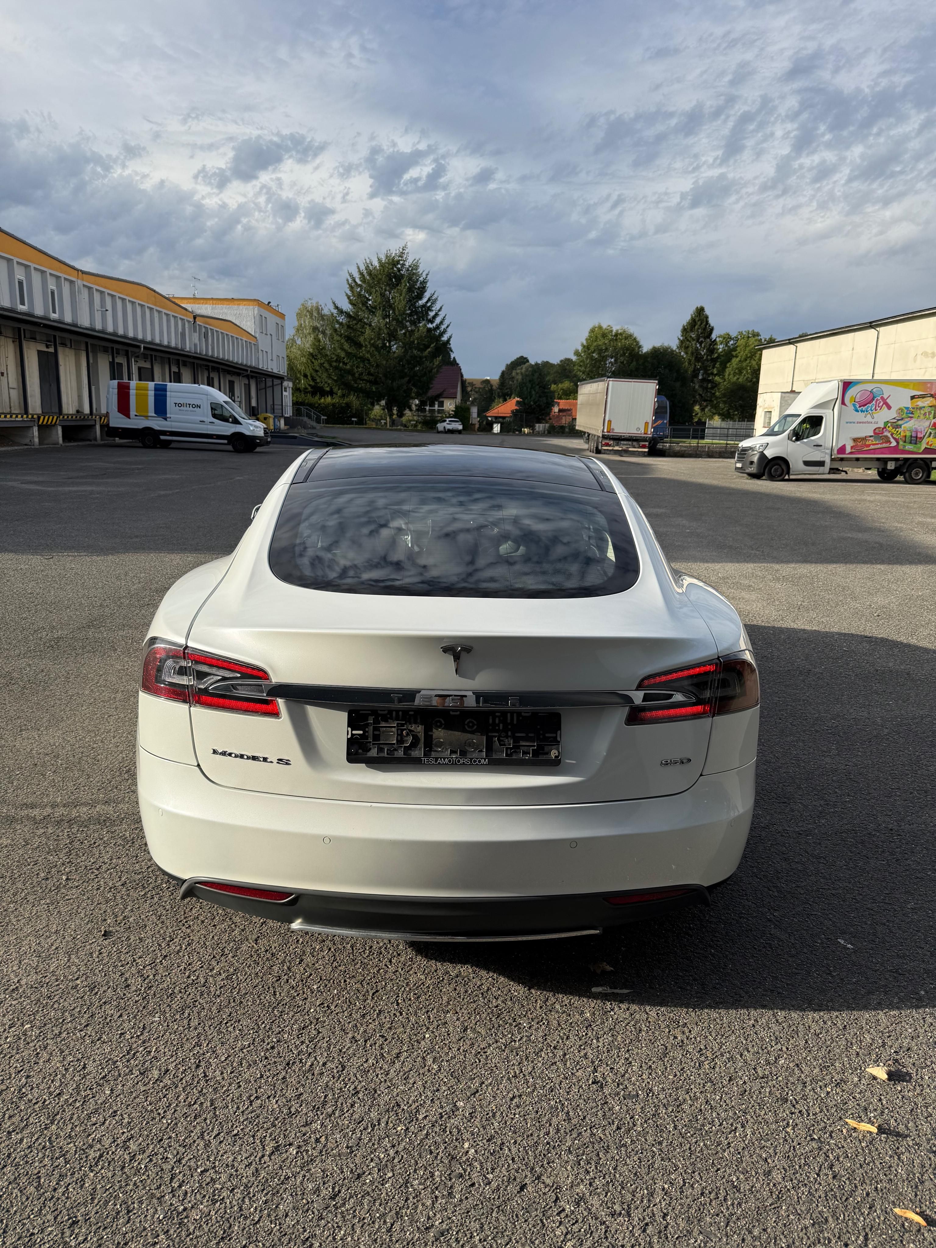 Tesla Model S, 90D – SC01 Free Supercharging - fotka 4
