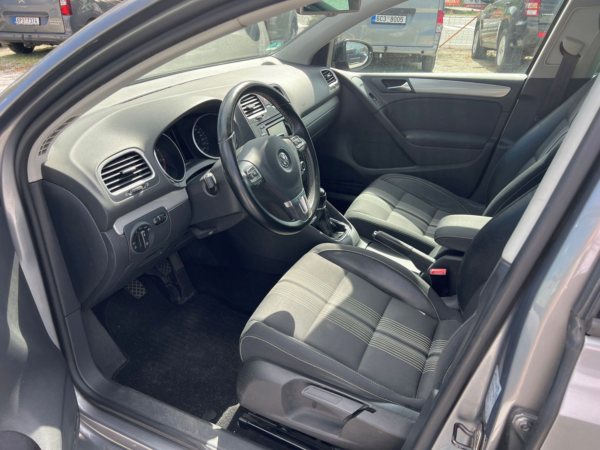 Volkswagen Golf, 1.4 16V - fotka 5
