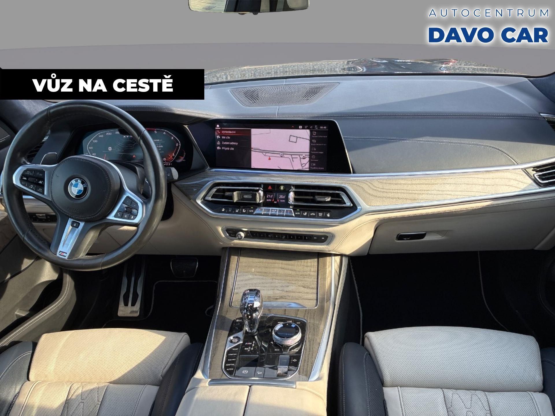 BMW X7, 3,0 M50d xDrive 294kW CZ FULL - fotka 3